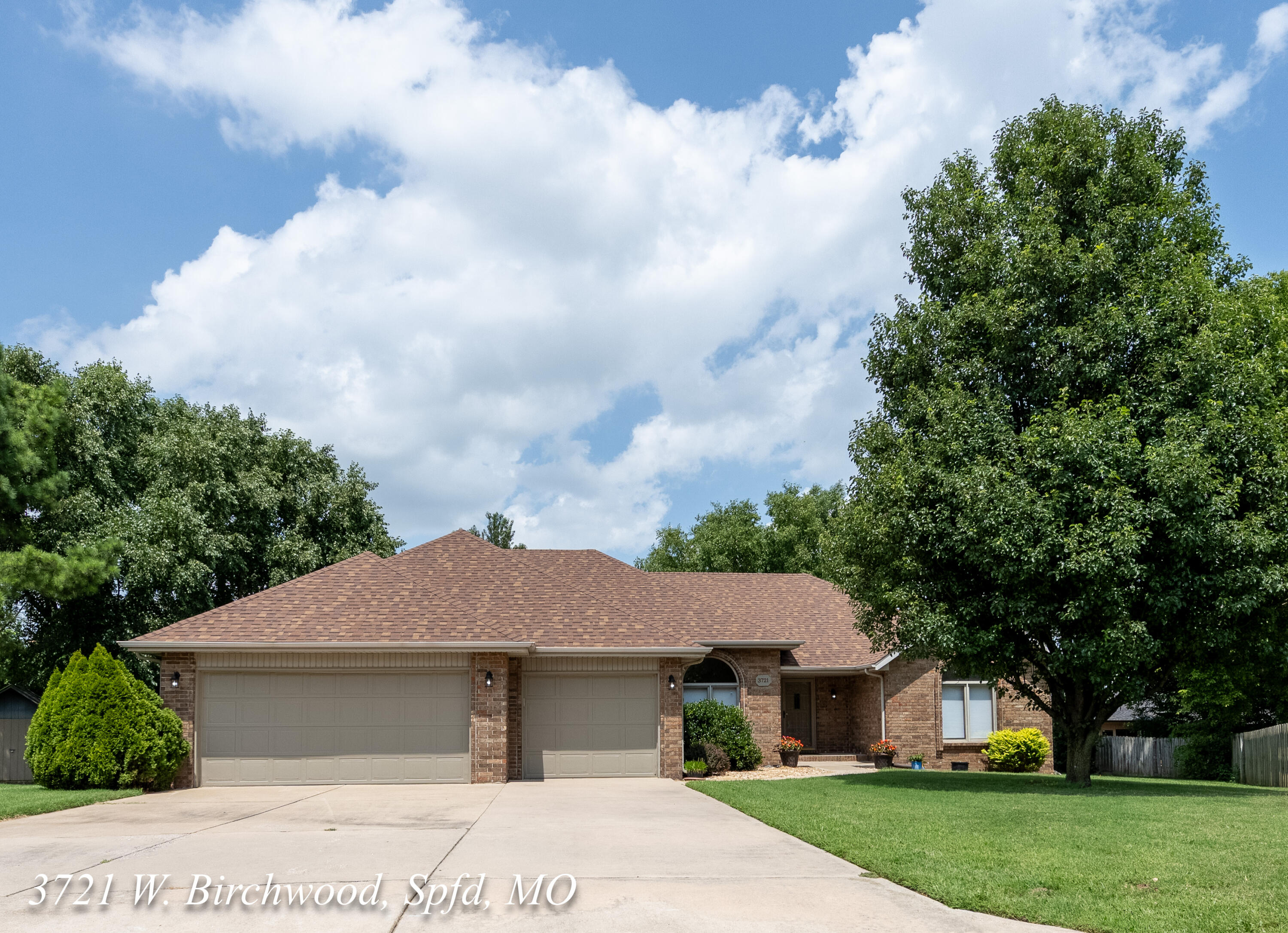 3721 W Birchwood 1