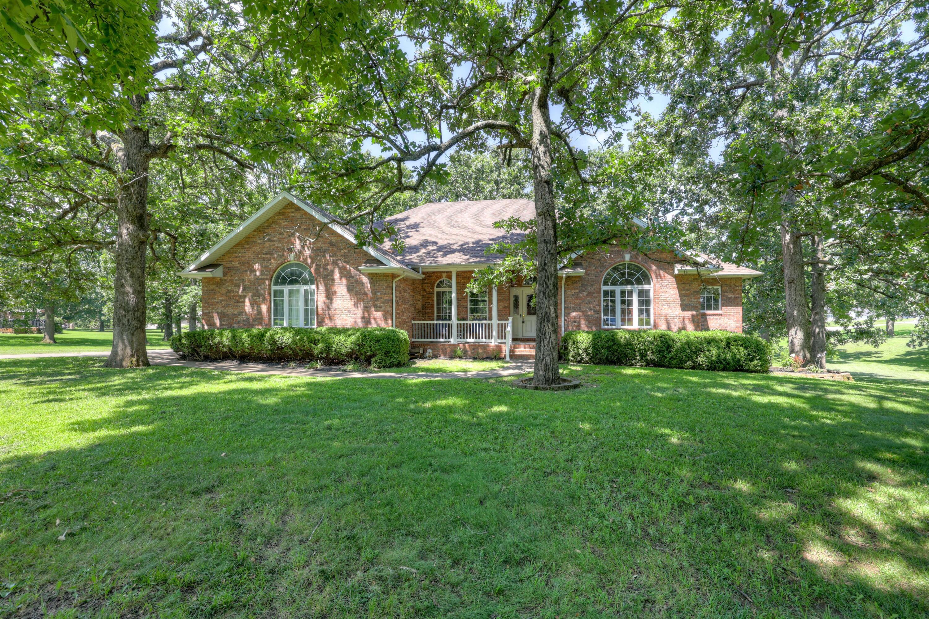 620 Parkwood 1