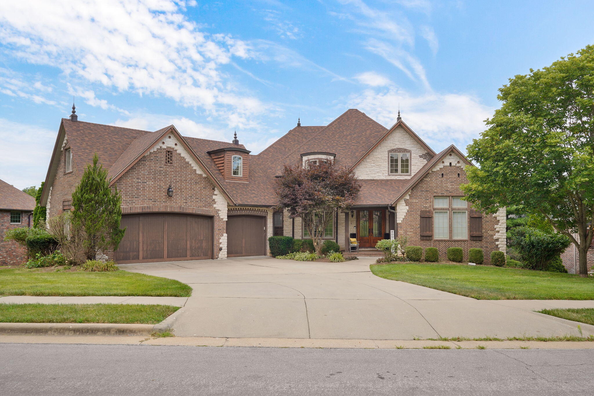 5909 S Brightwater 1