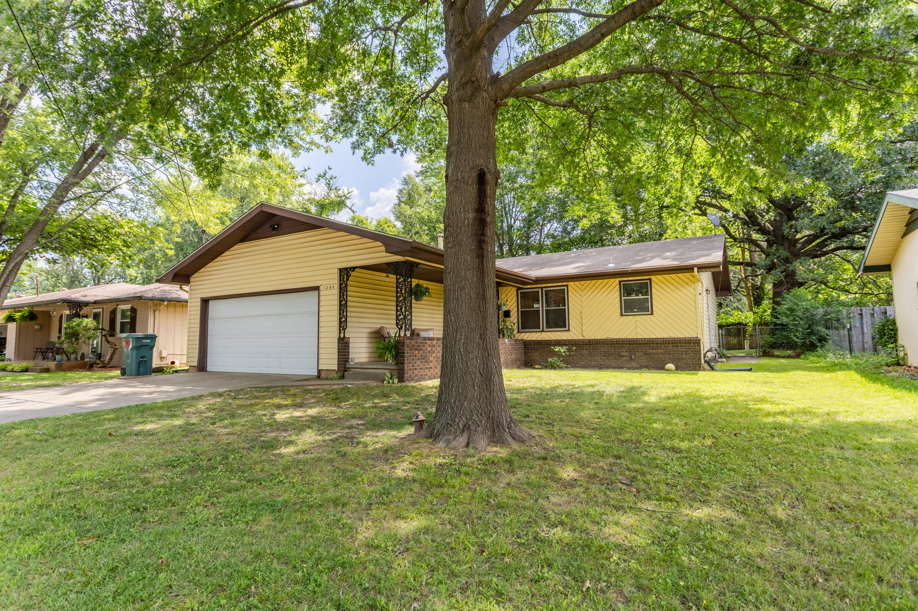 1348 S Arcadia 1
