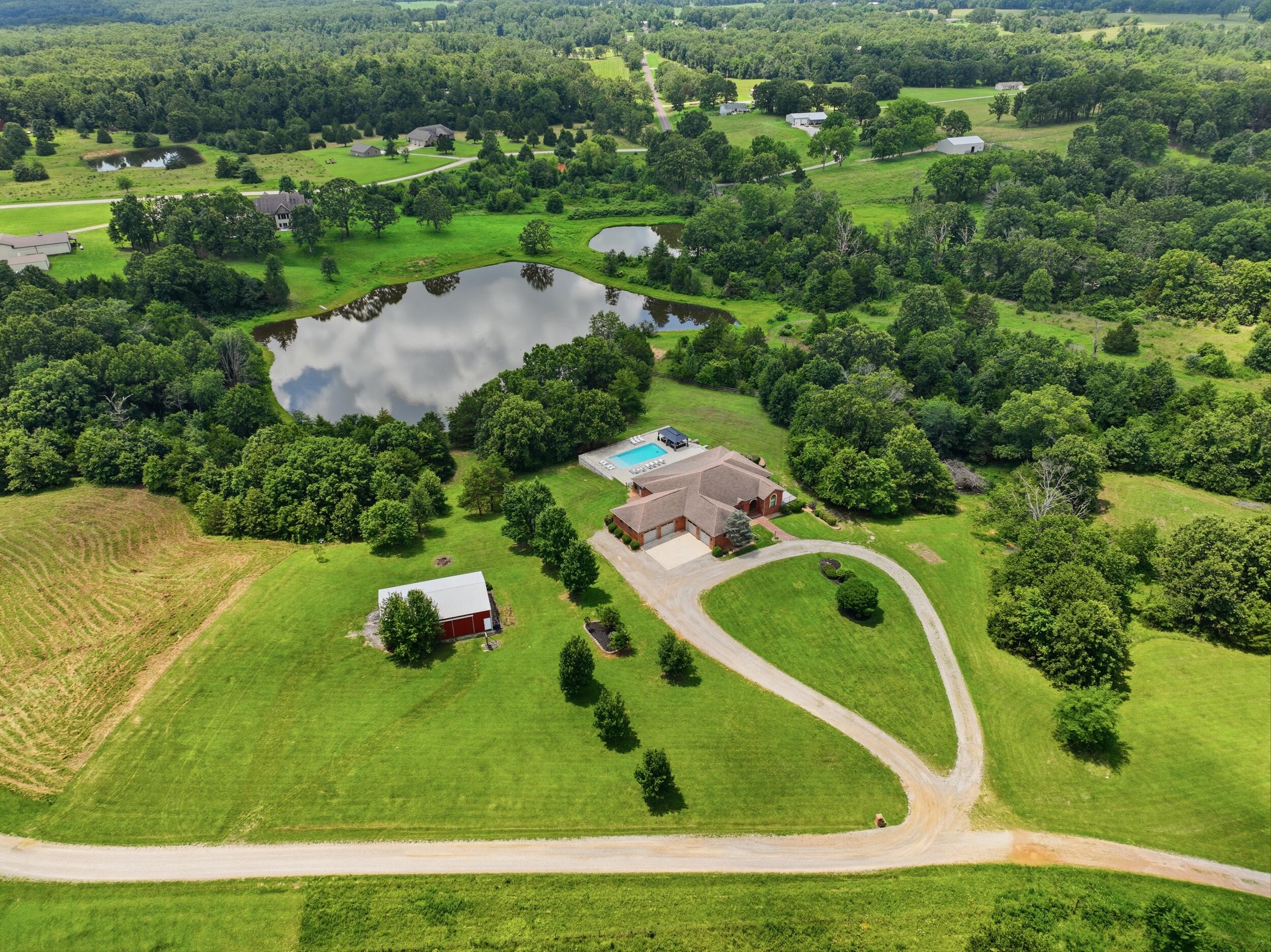 6543 Private Road 1601 1