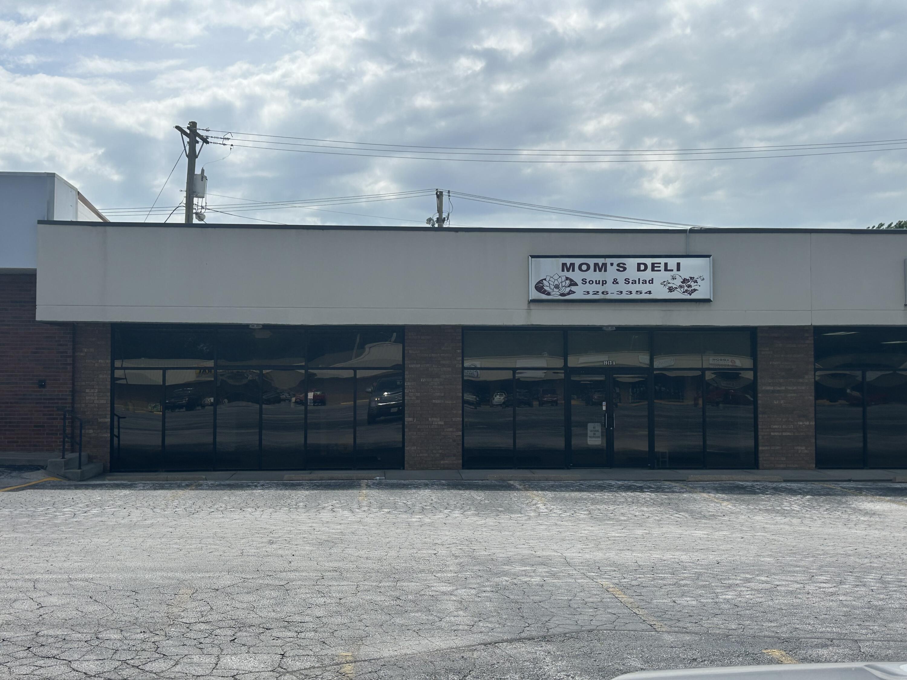 1913 A W Broadway 1