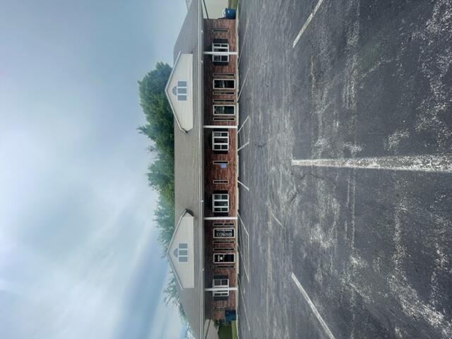 3113 S Pickwick 1