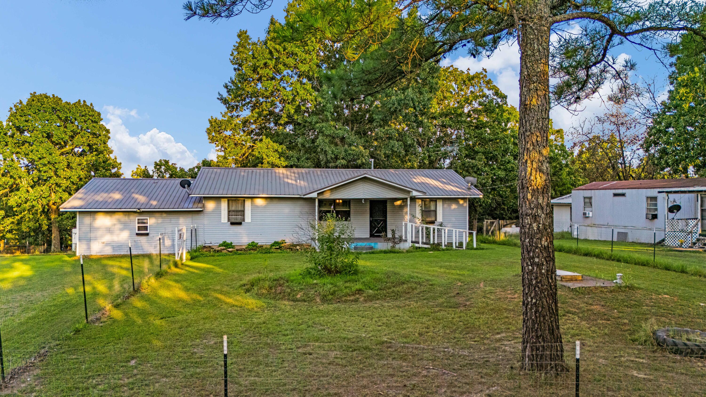 17883 County Road 522 1