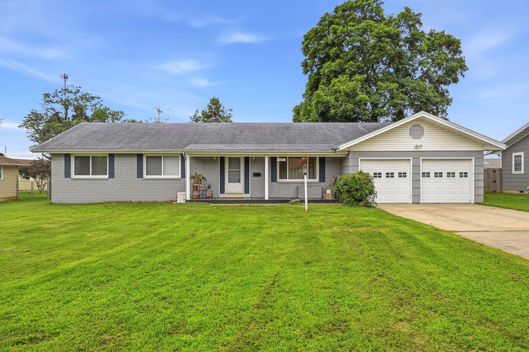 616 W Sylvania 1