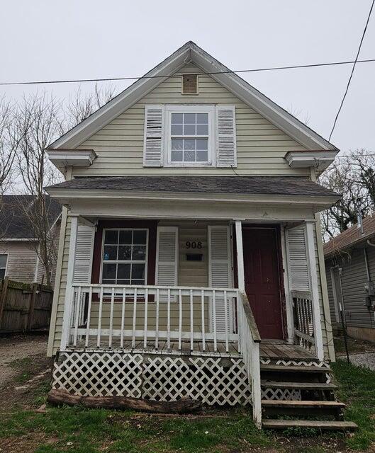 908 W Harrison 1