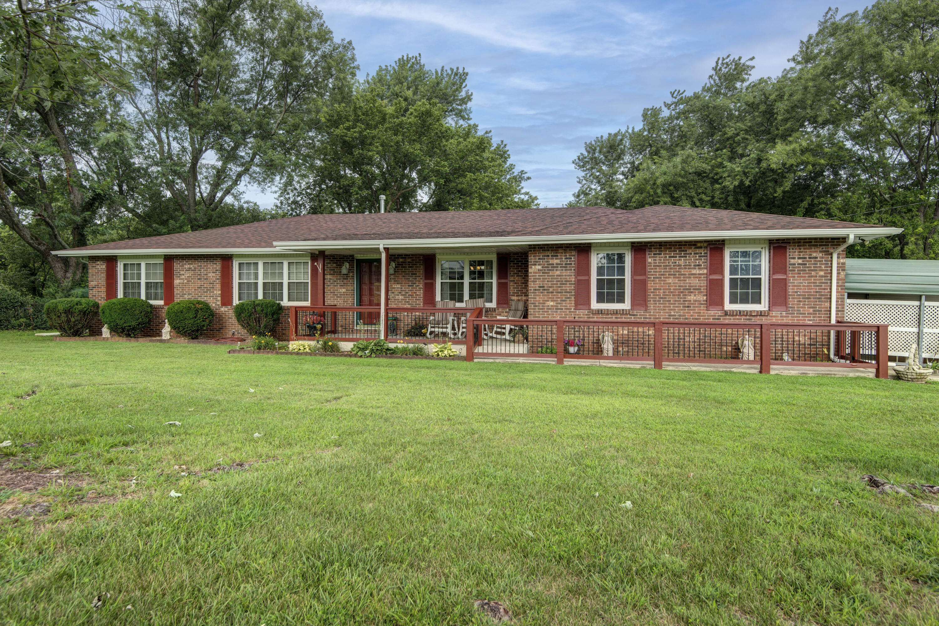 2369 N Farm Road 101 1