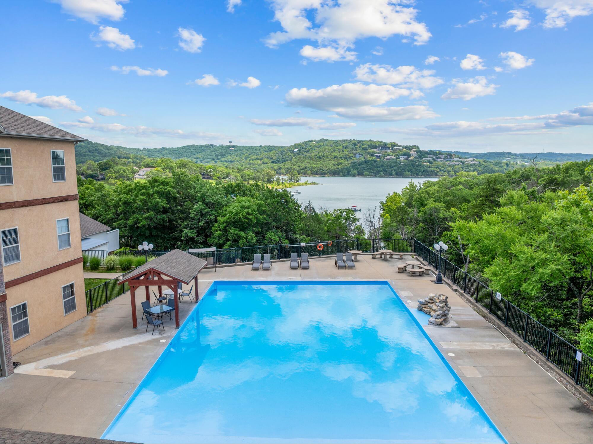 193 Rockwood #4 1