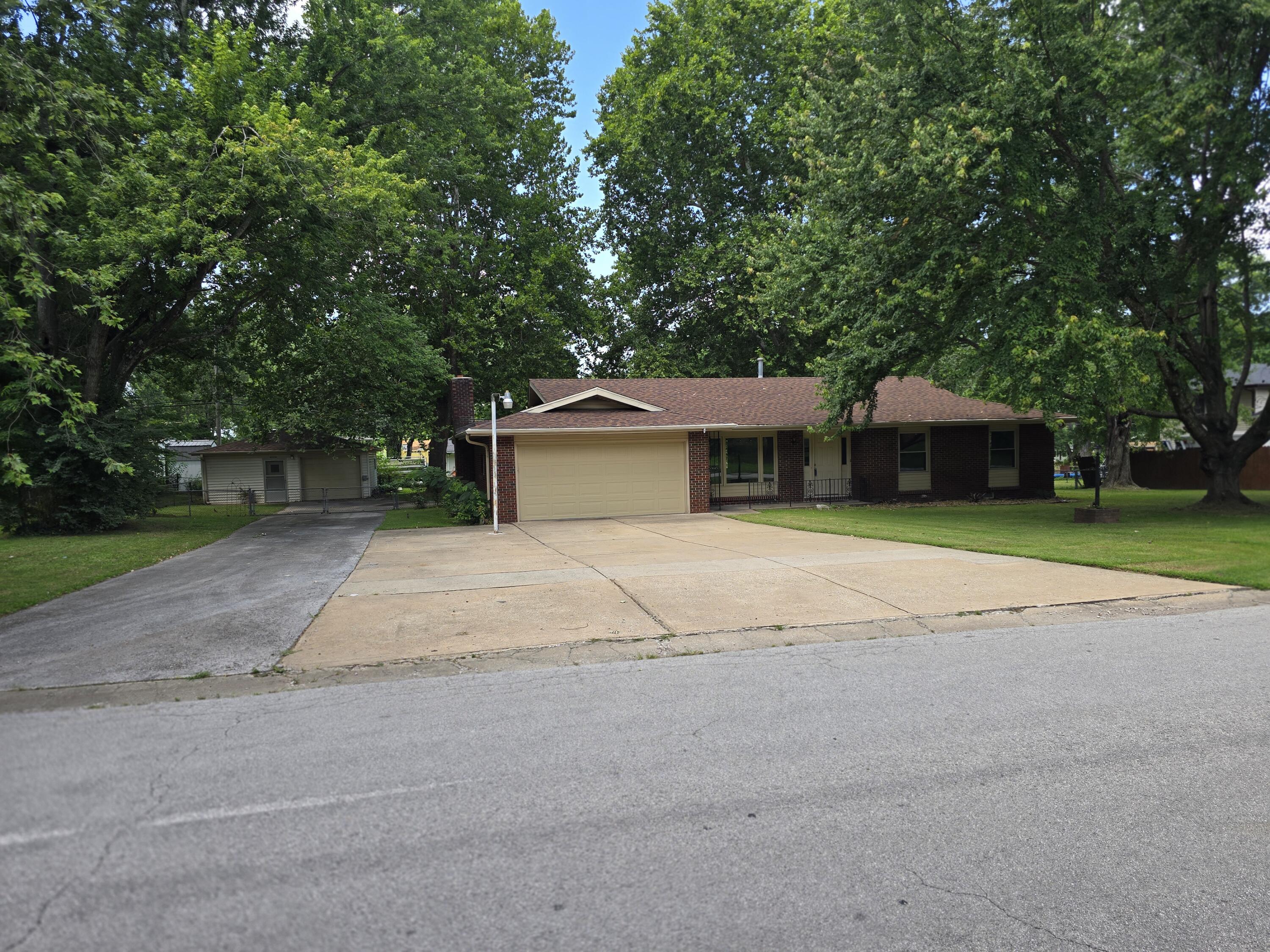 4321 S Ridgecrest 1