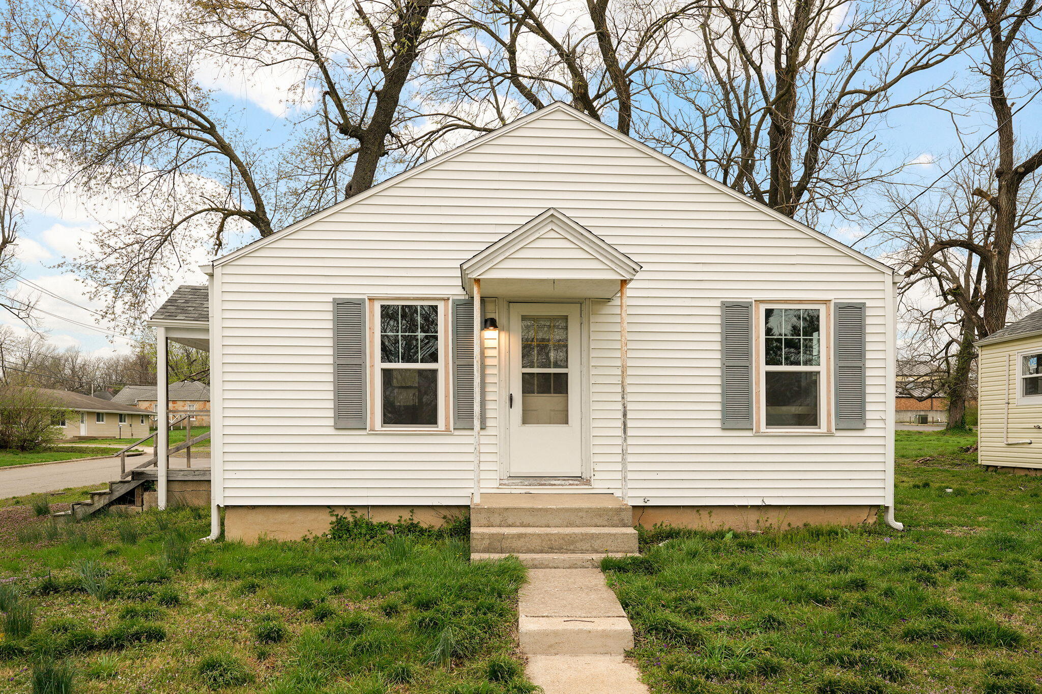 595 Chestnut 1