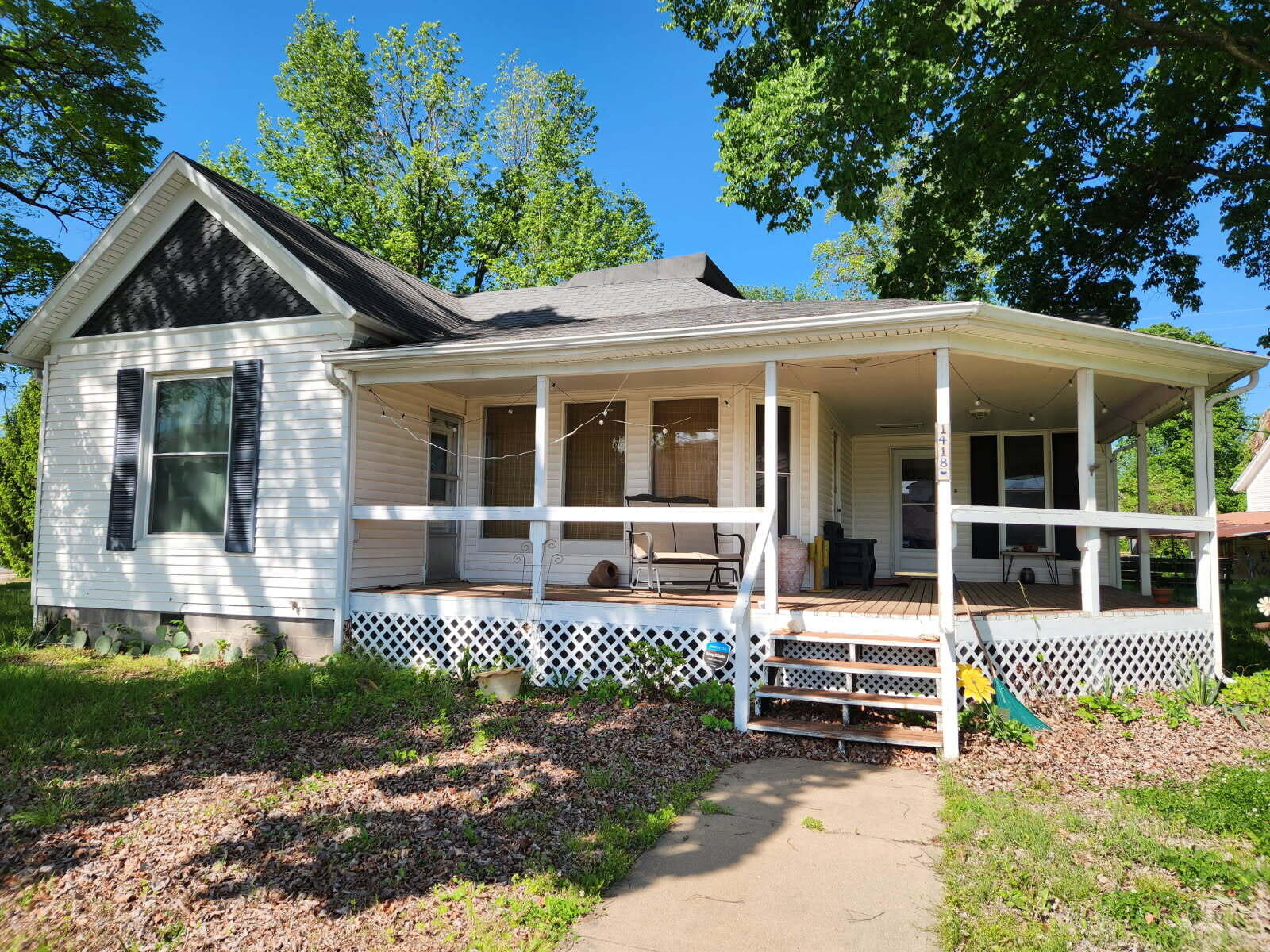 1418 Cherokee 1