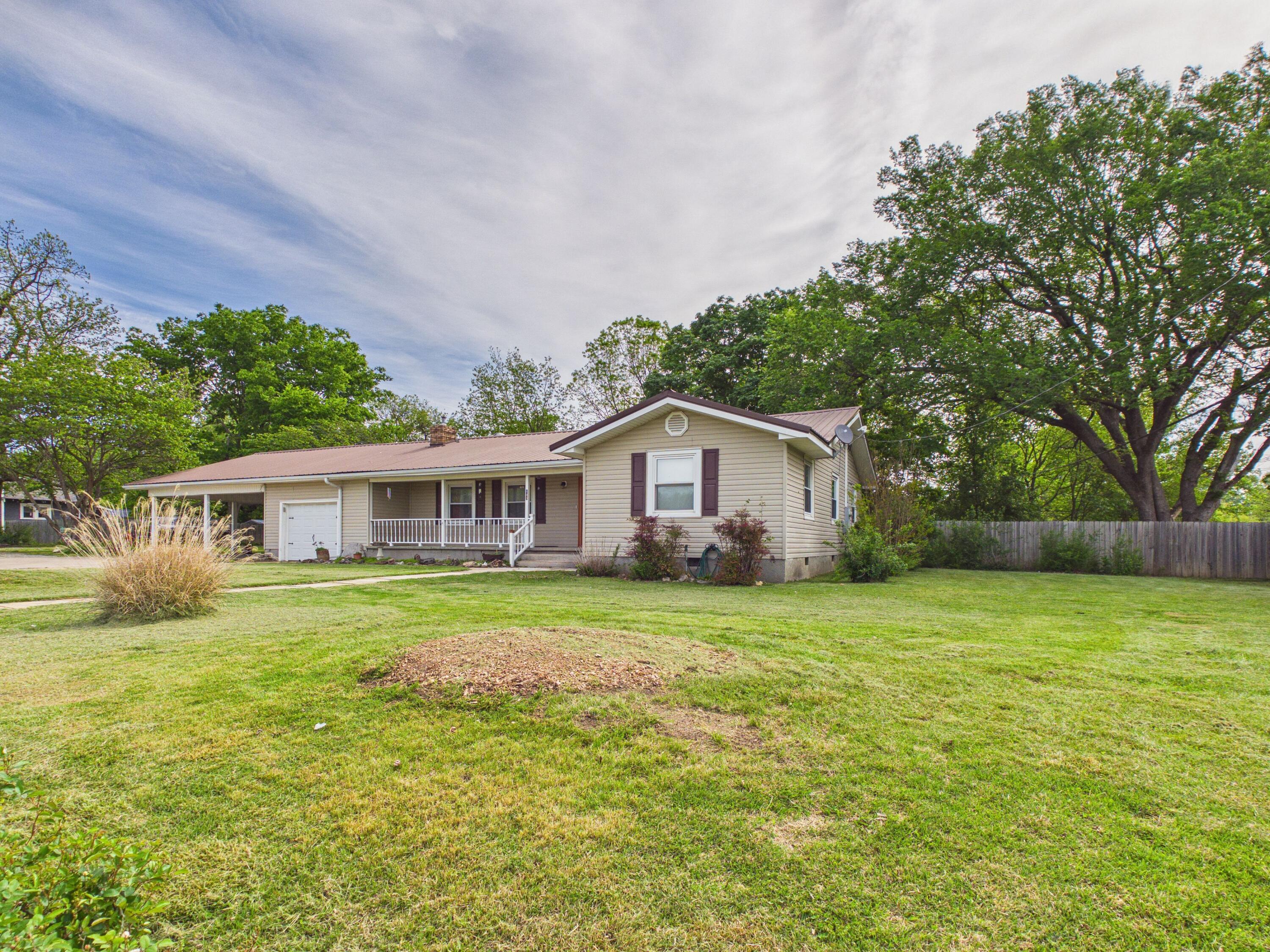 803 N Springfield 1