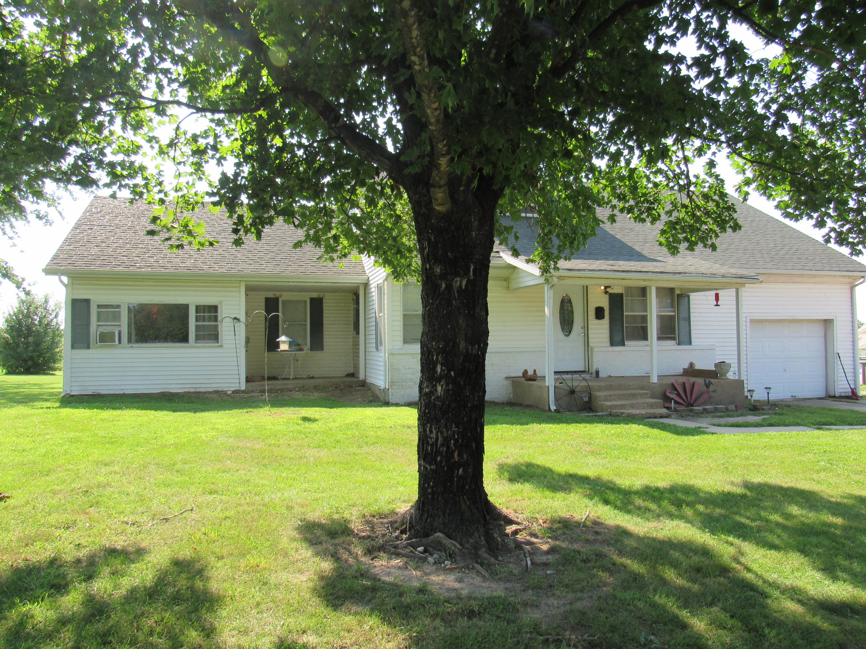 419 State Road H 1