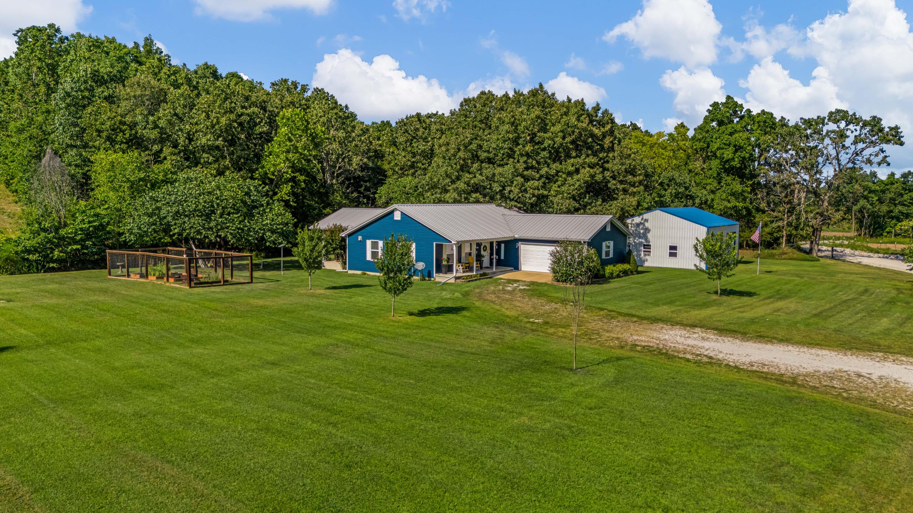 13832 County Road 8110 1