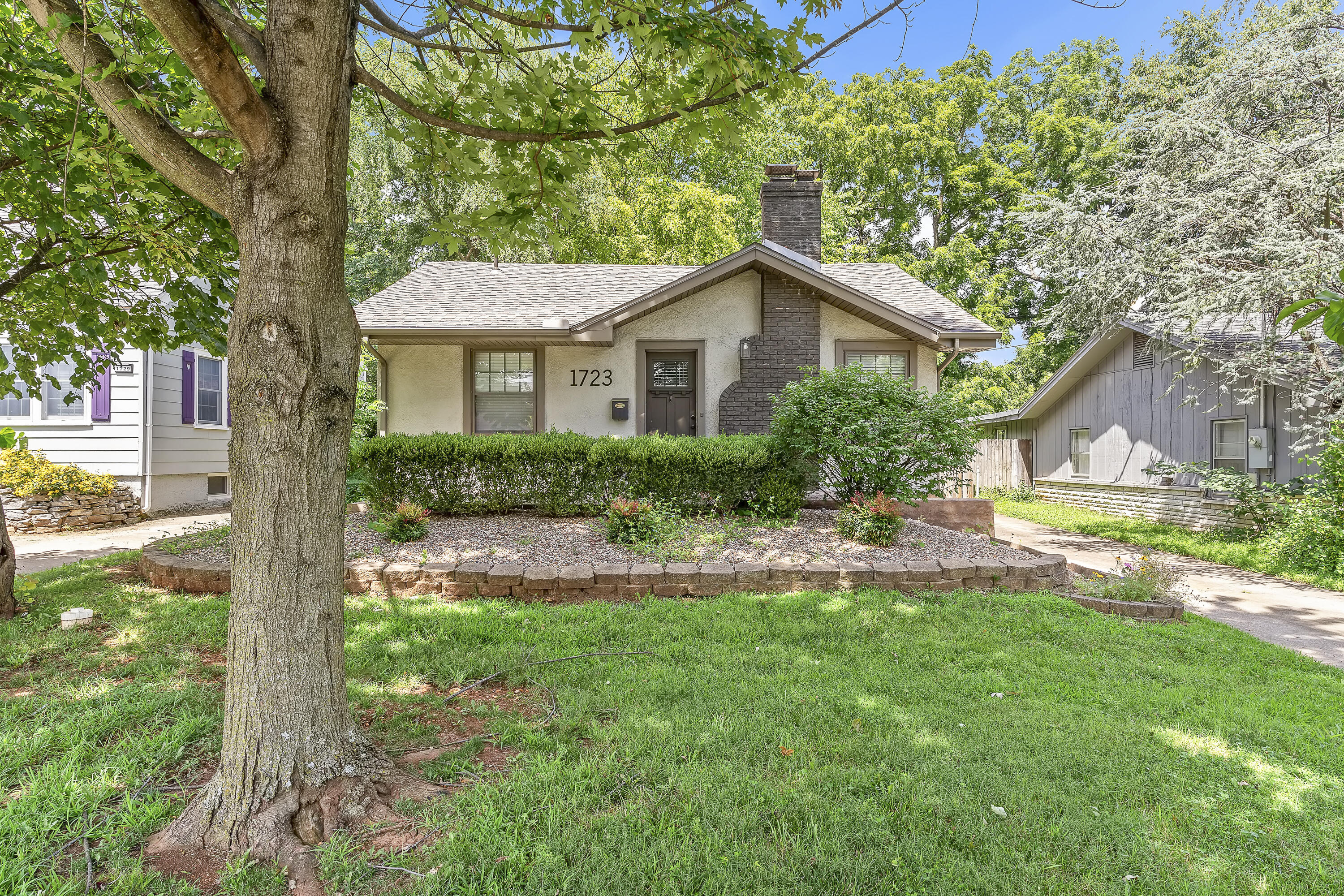 1723 S Jefferson 1