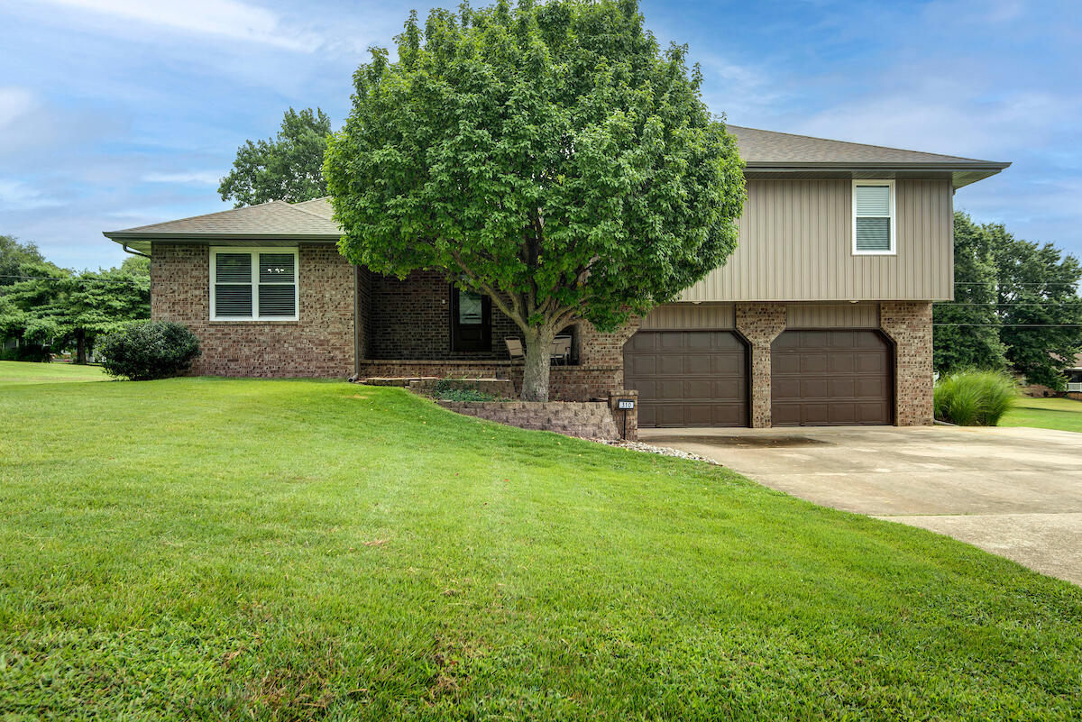 310 N 37th 1