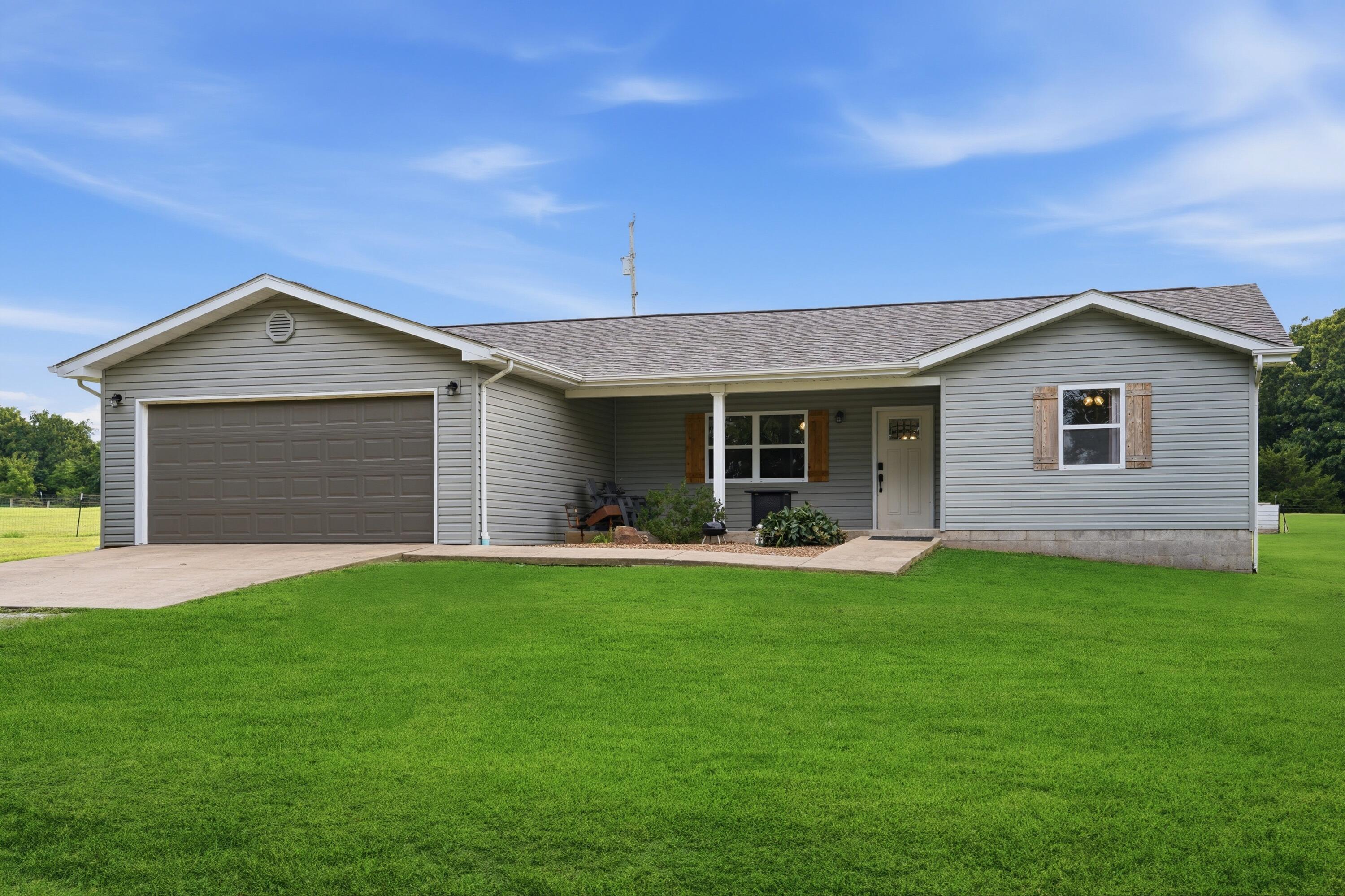 2098 Private Road 7380 1
