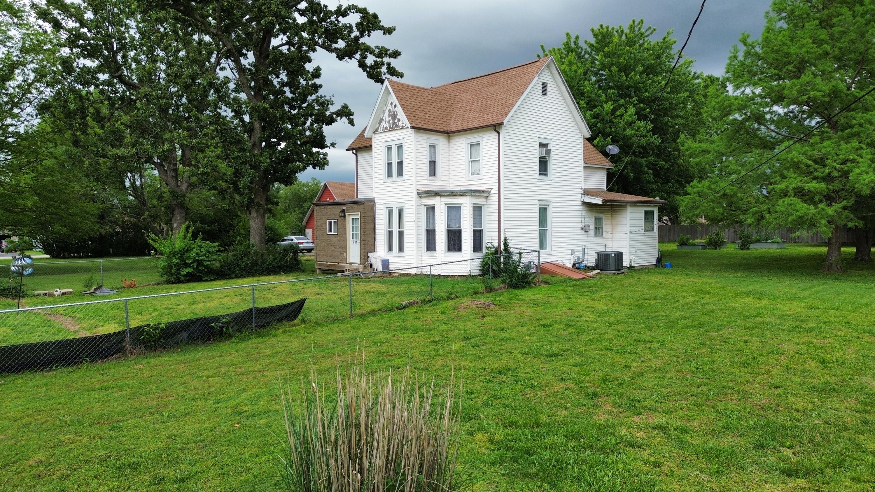 231 E Terrill Creek 1