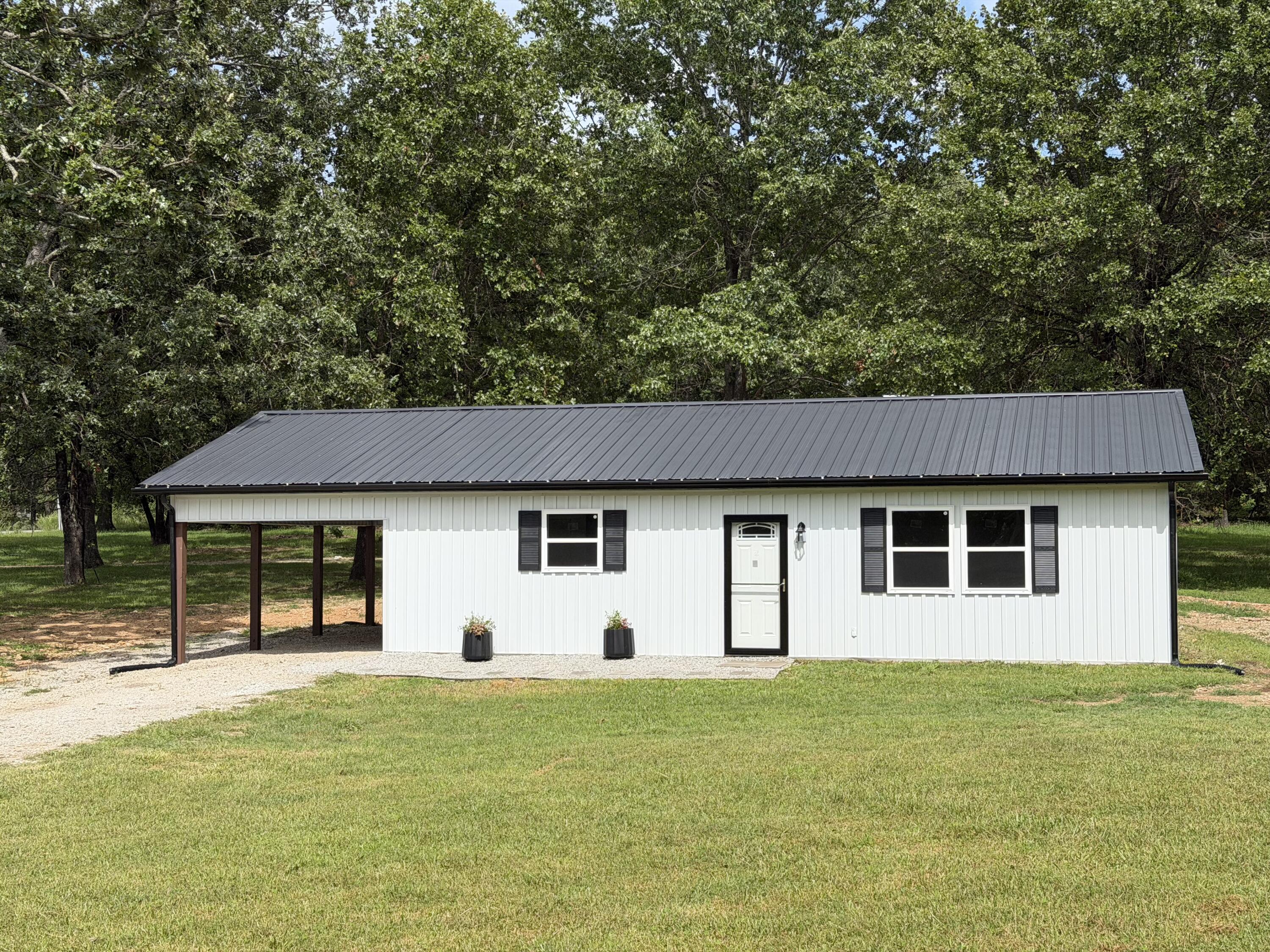 7282 Private Road 1830 1