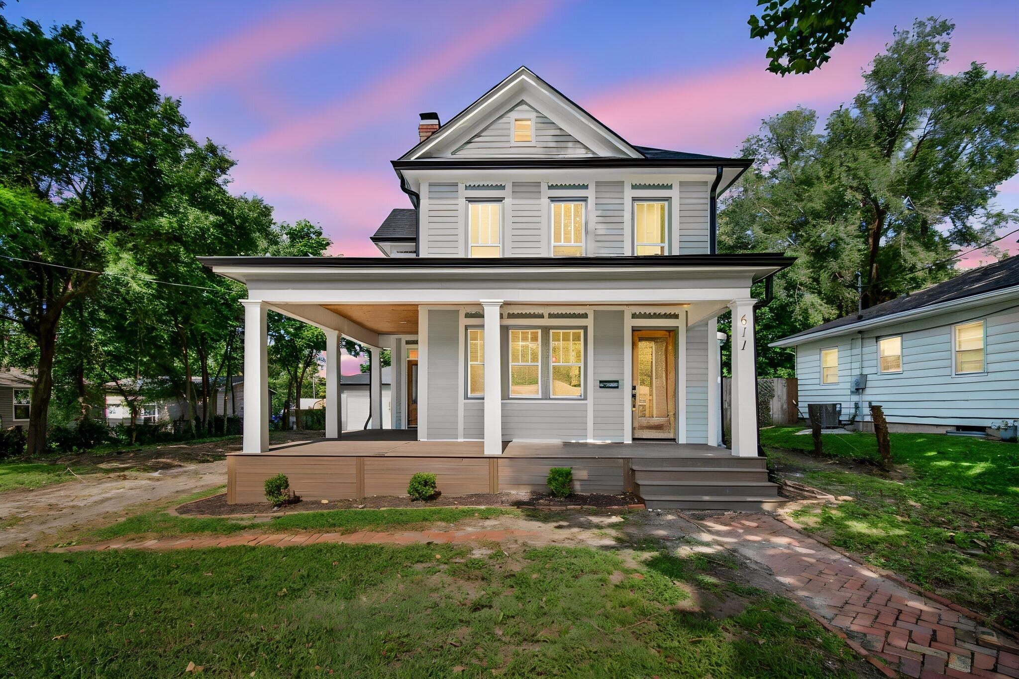611 S Main