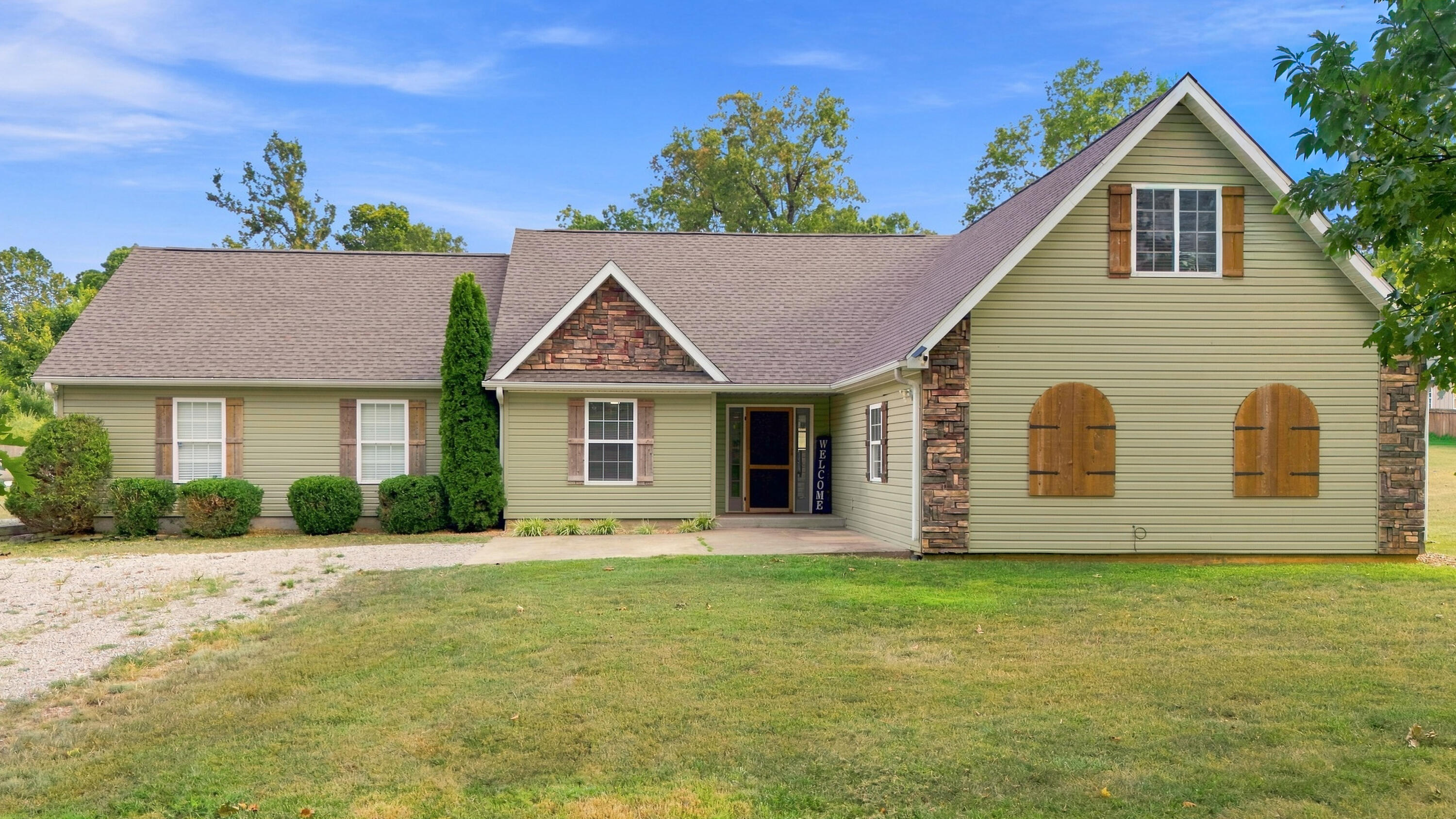 7589 Private Road 2453 1