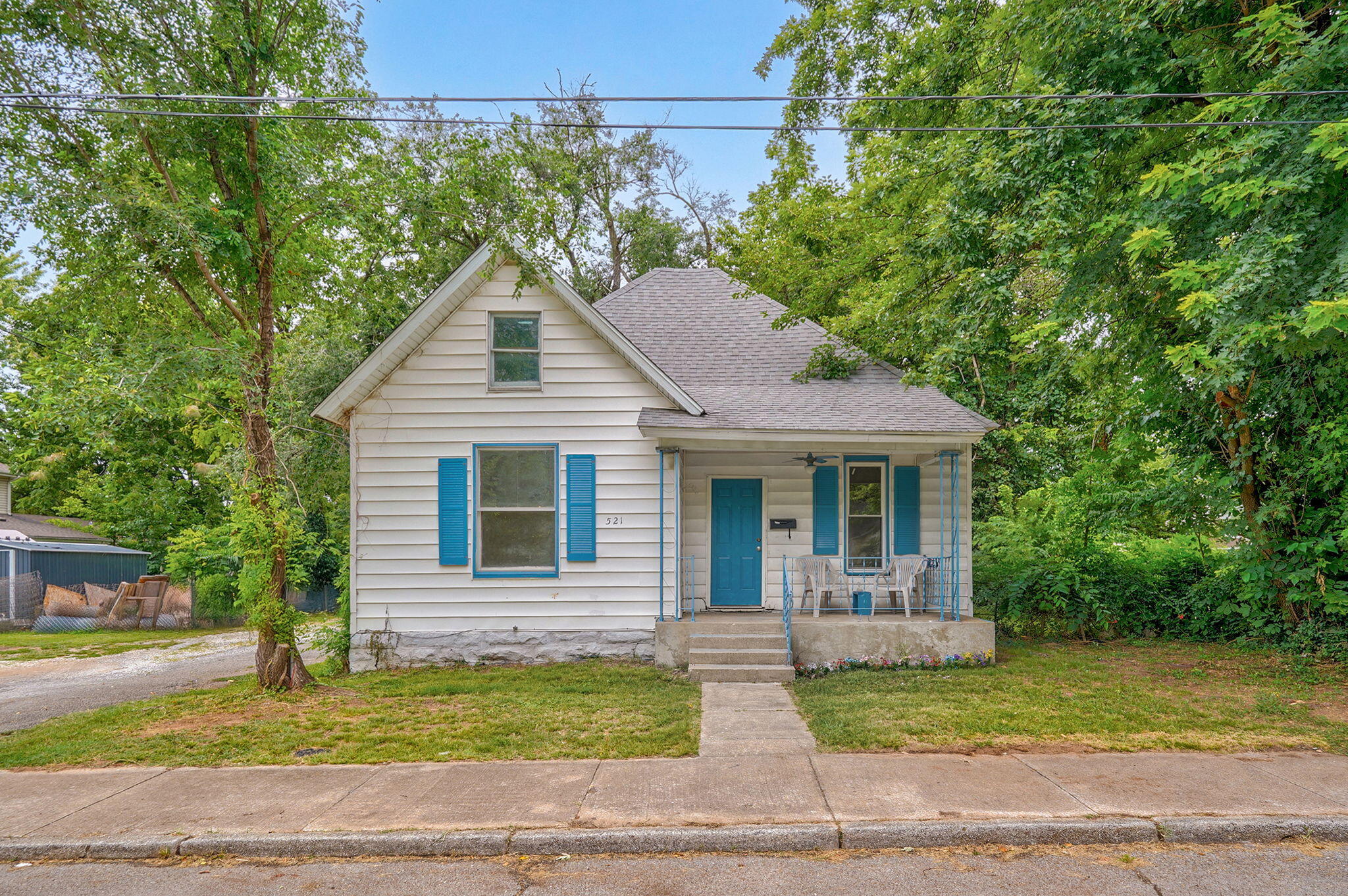 521 W Harrison 1