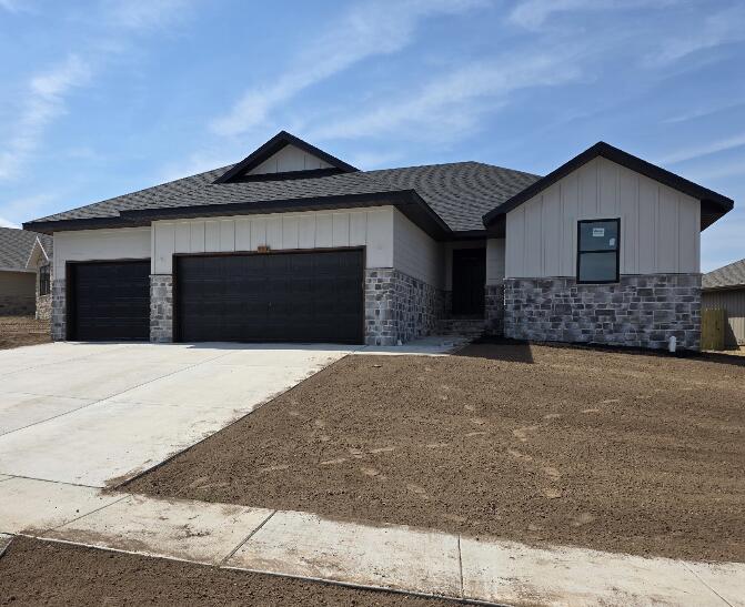 953 S Pindall 1