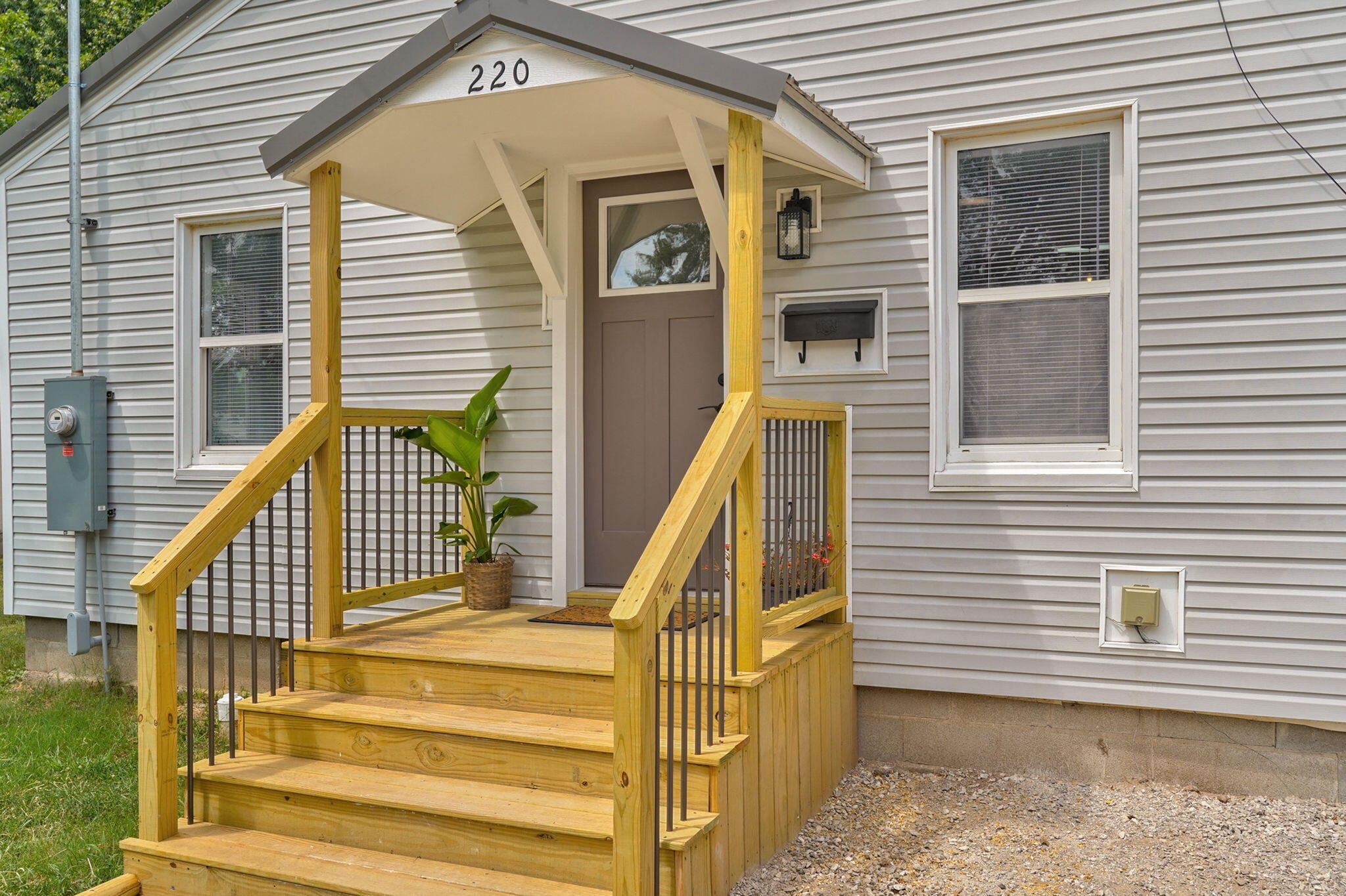 220 E Olive 1