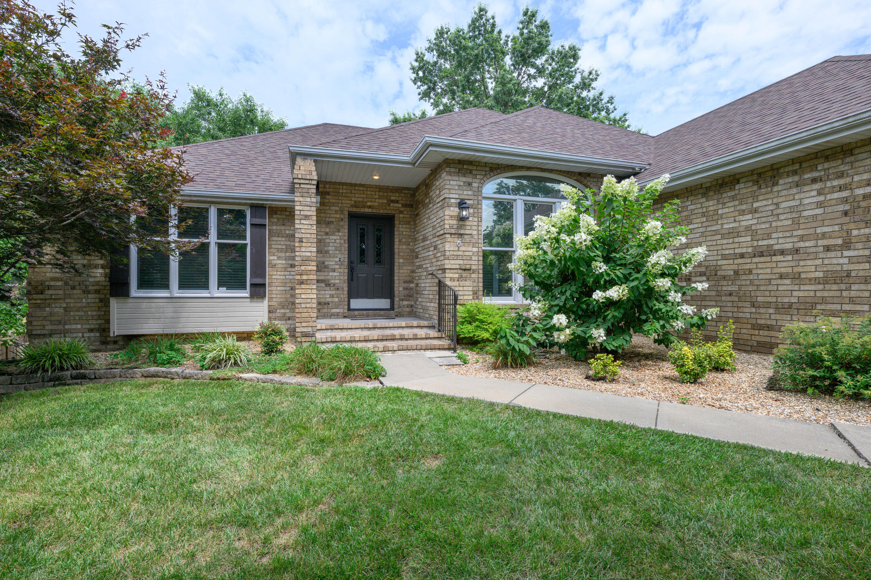 4602 S Forest 1