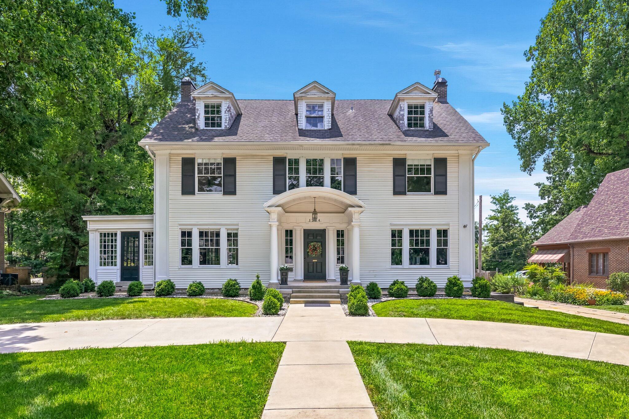 1234 E Walnut 1