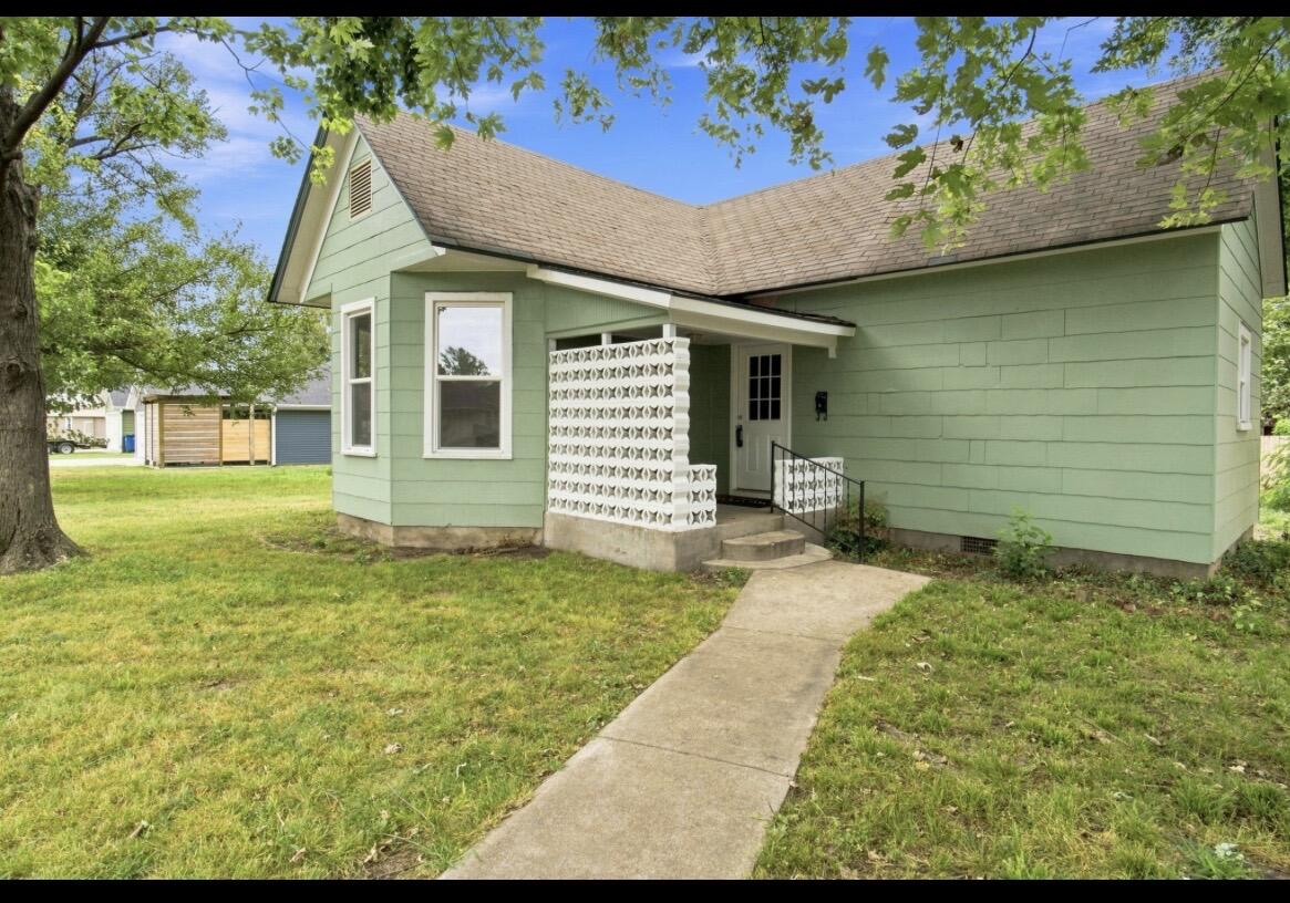 309 S Locust 1