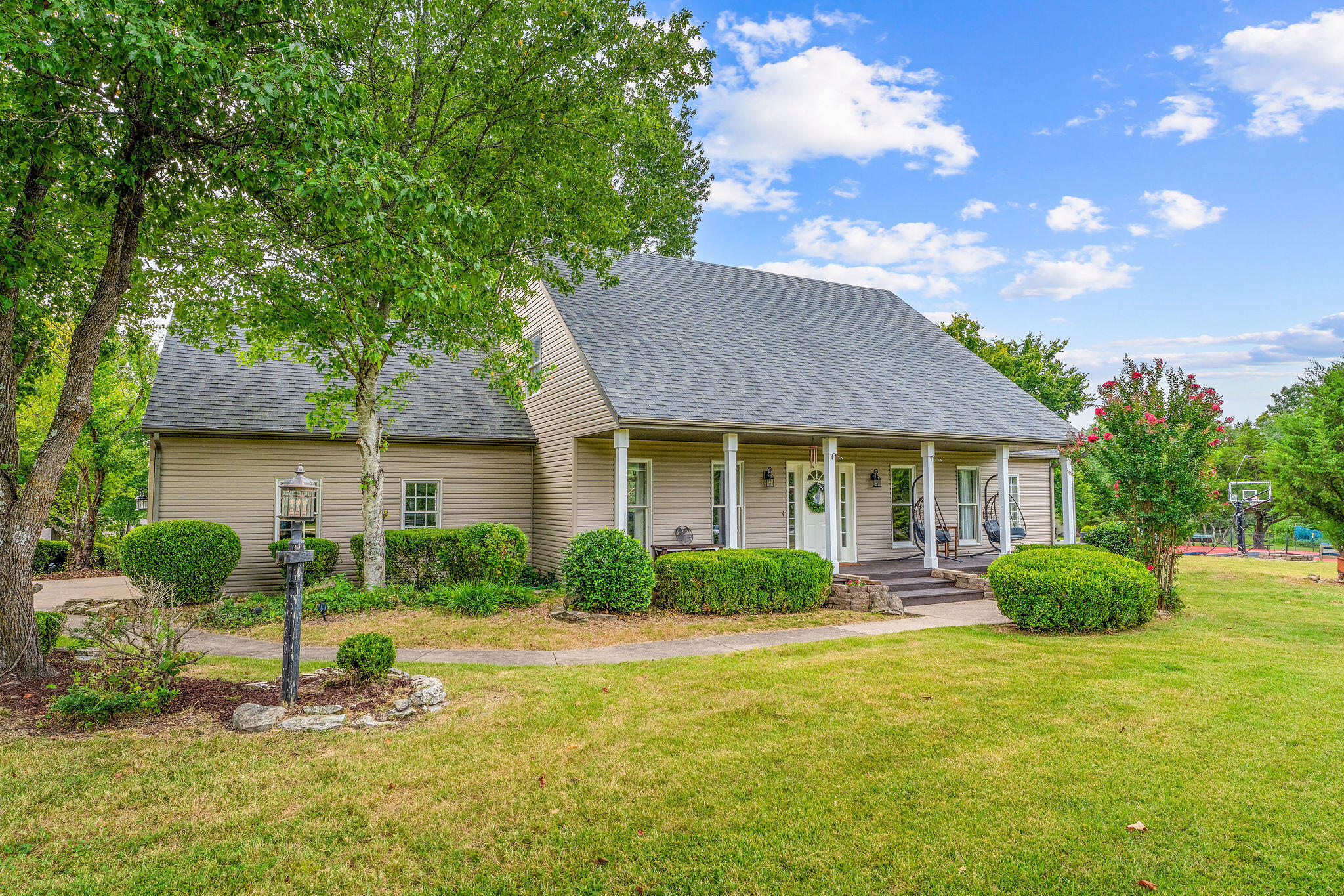 481 Sunny Brook 1