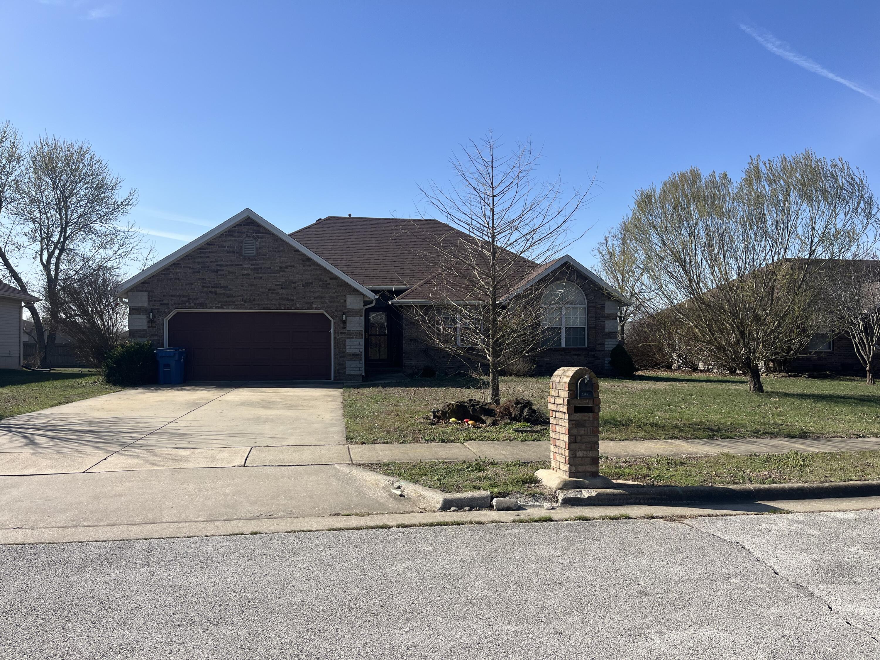 4362 W 2nd 1