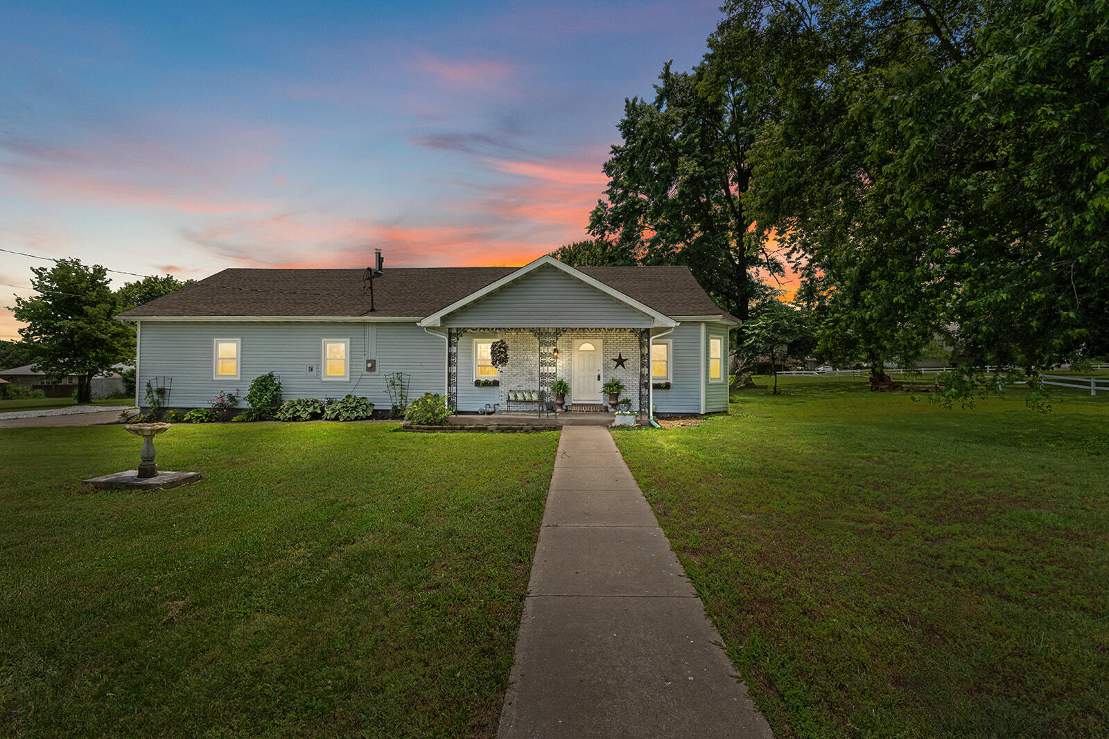 322 E Drive 1