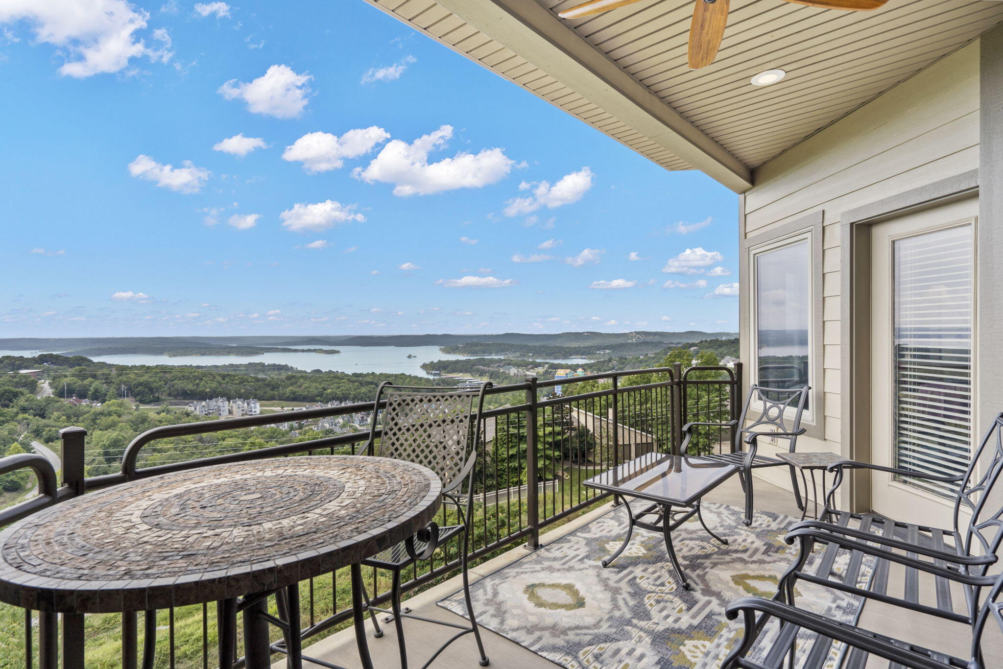 31 Royal Vista #109 1
