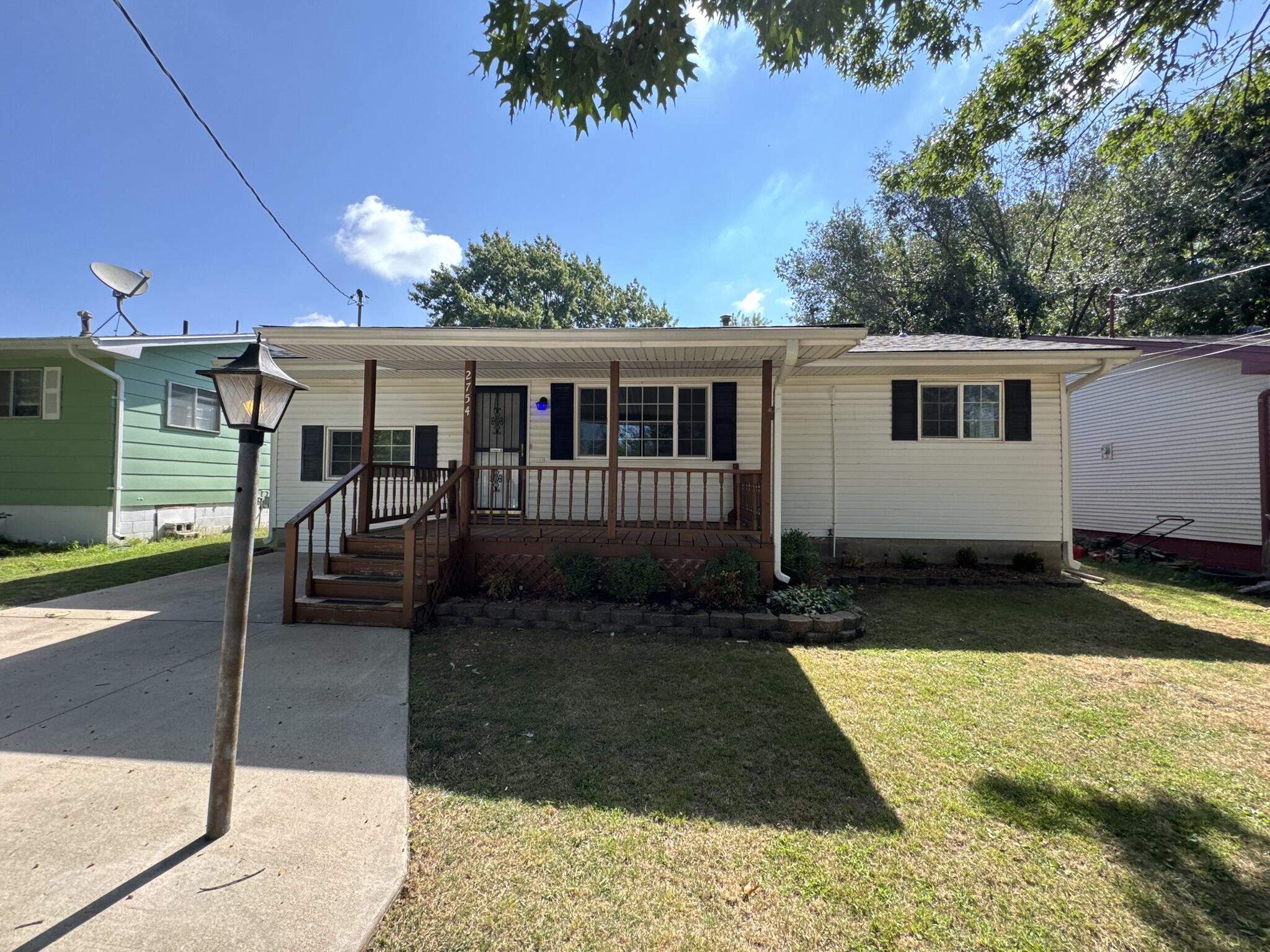 2754 N Pierce 1