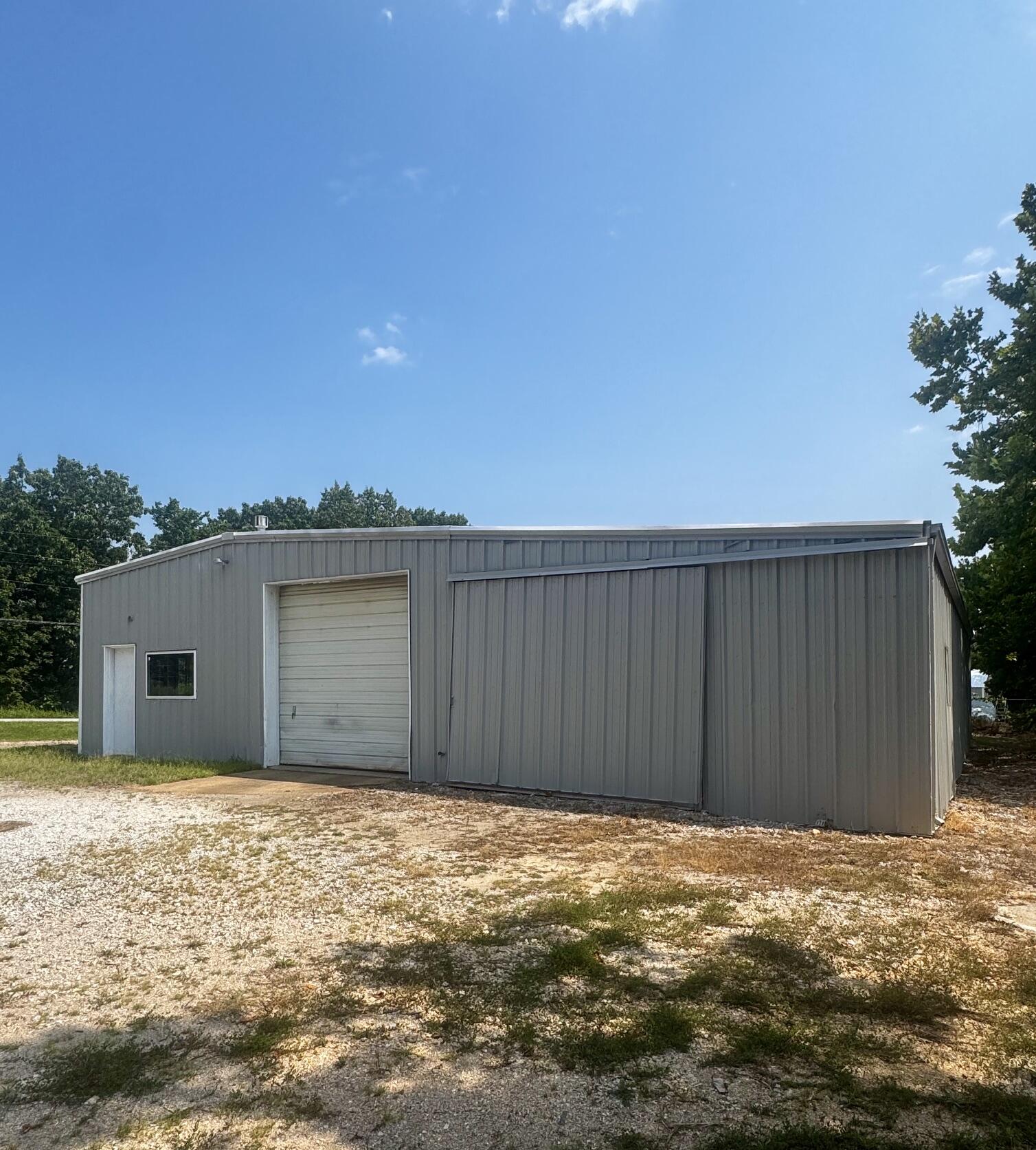 8137 State Highway 13 1