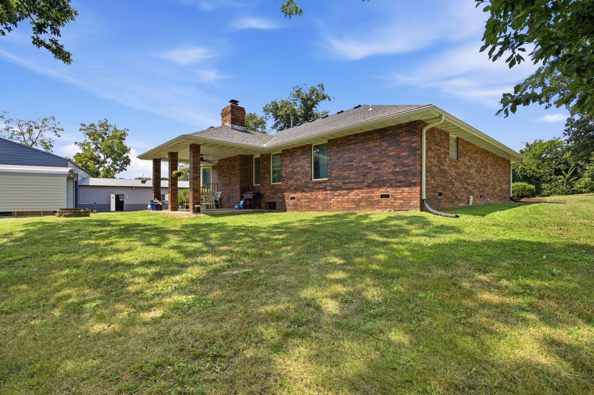 3476 Lawrence 1220 4