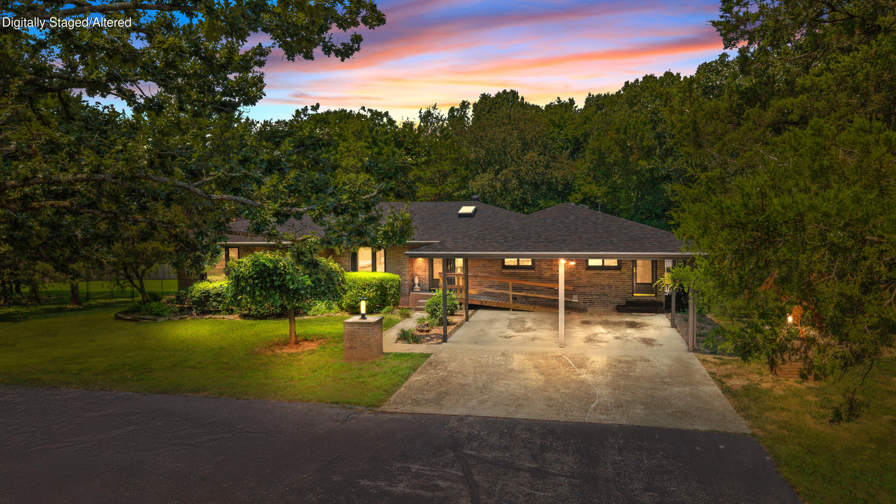 5076 E Farm Road 174 1