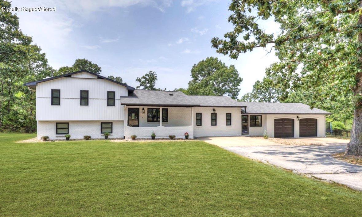 5378 Greenwich 1