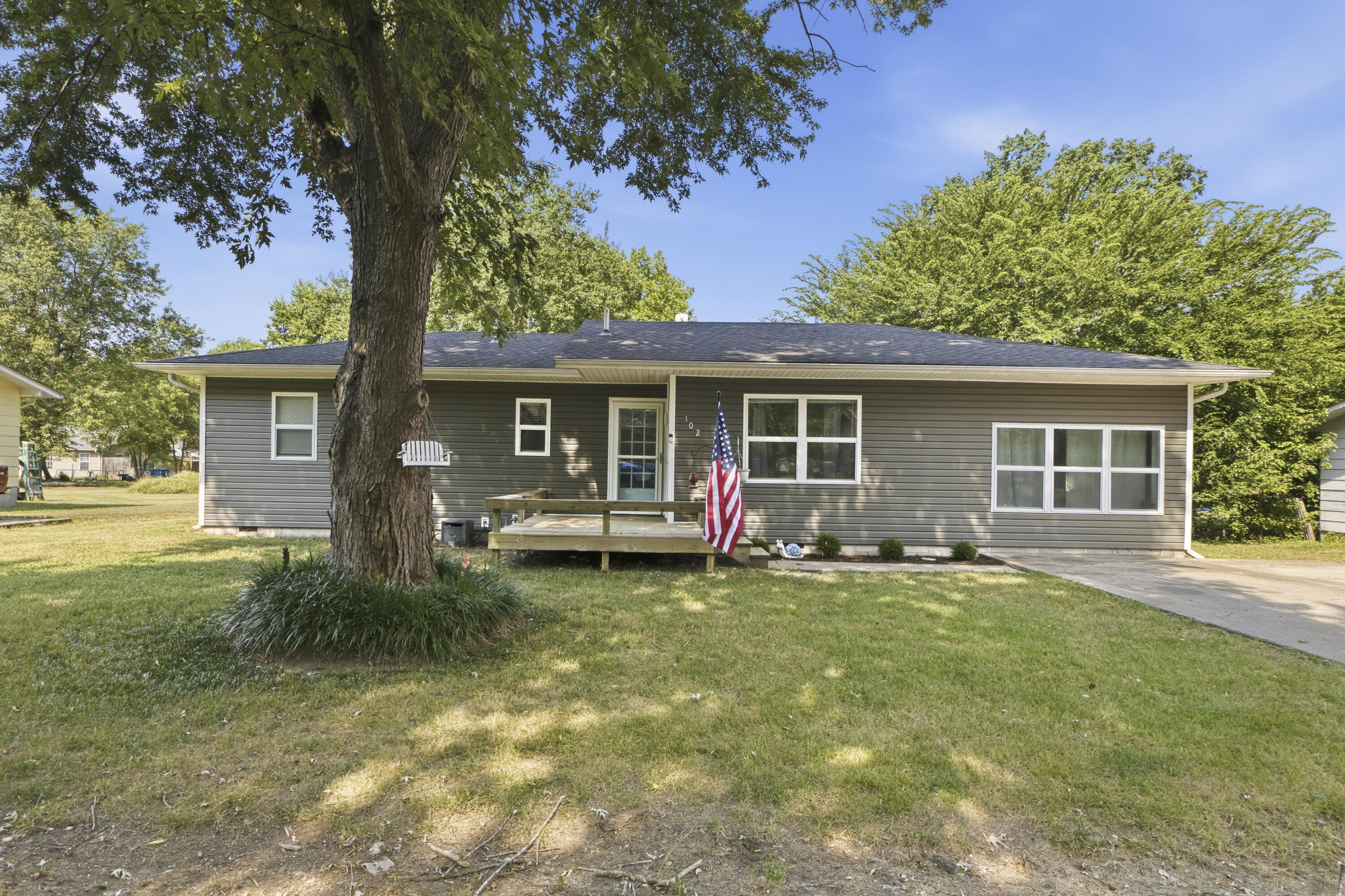 102 Greenfield 1