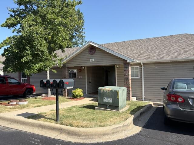 104 Garden Circle #1-4 1