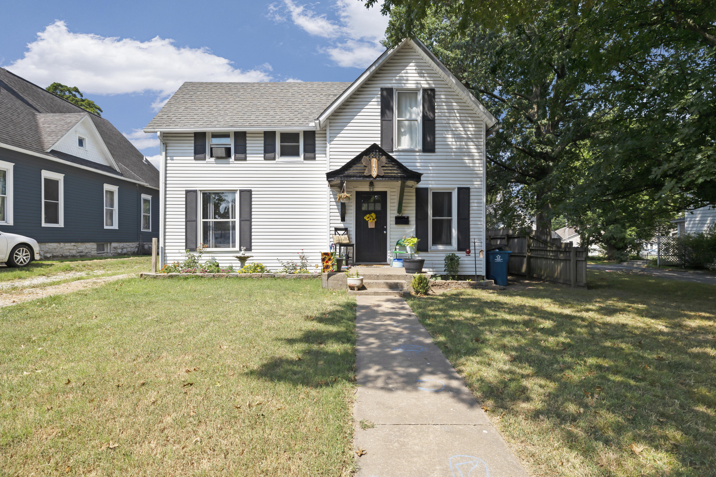 1409 S Maple 1