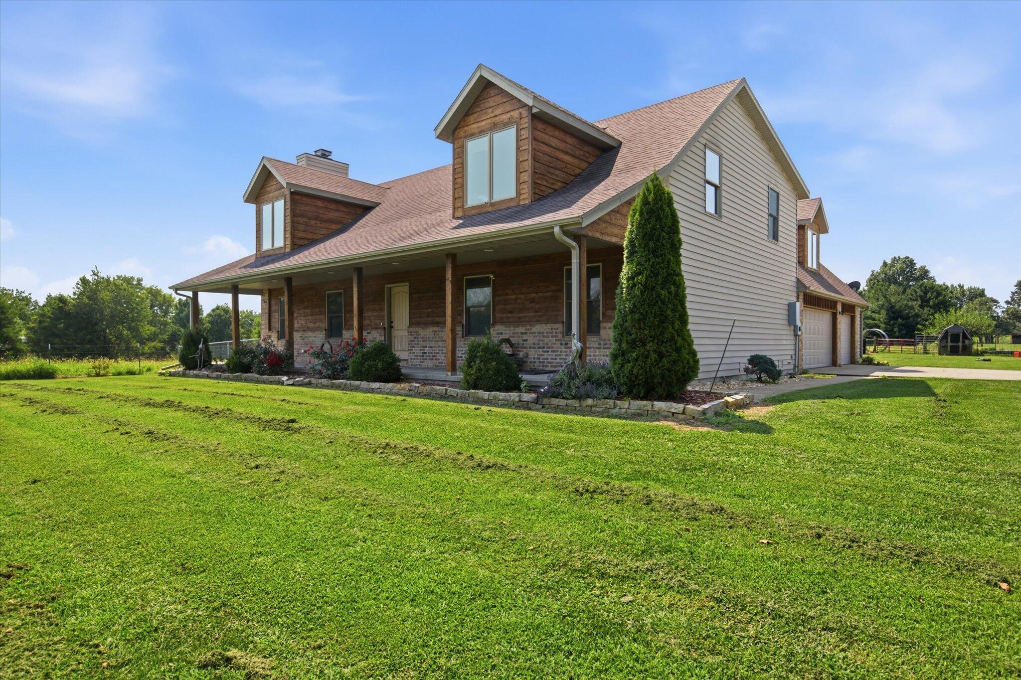 195 Meadow Hill 1