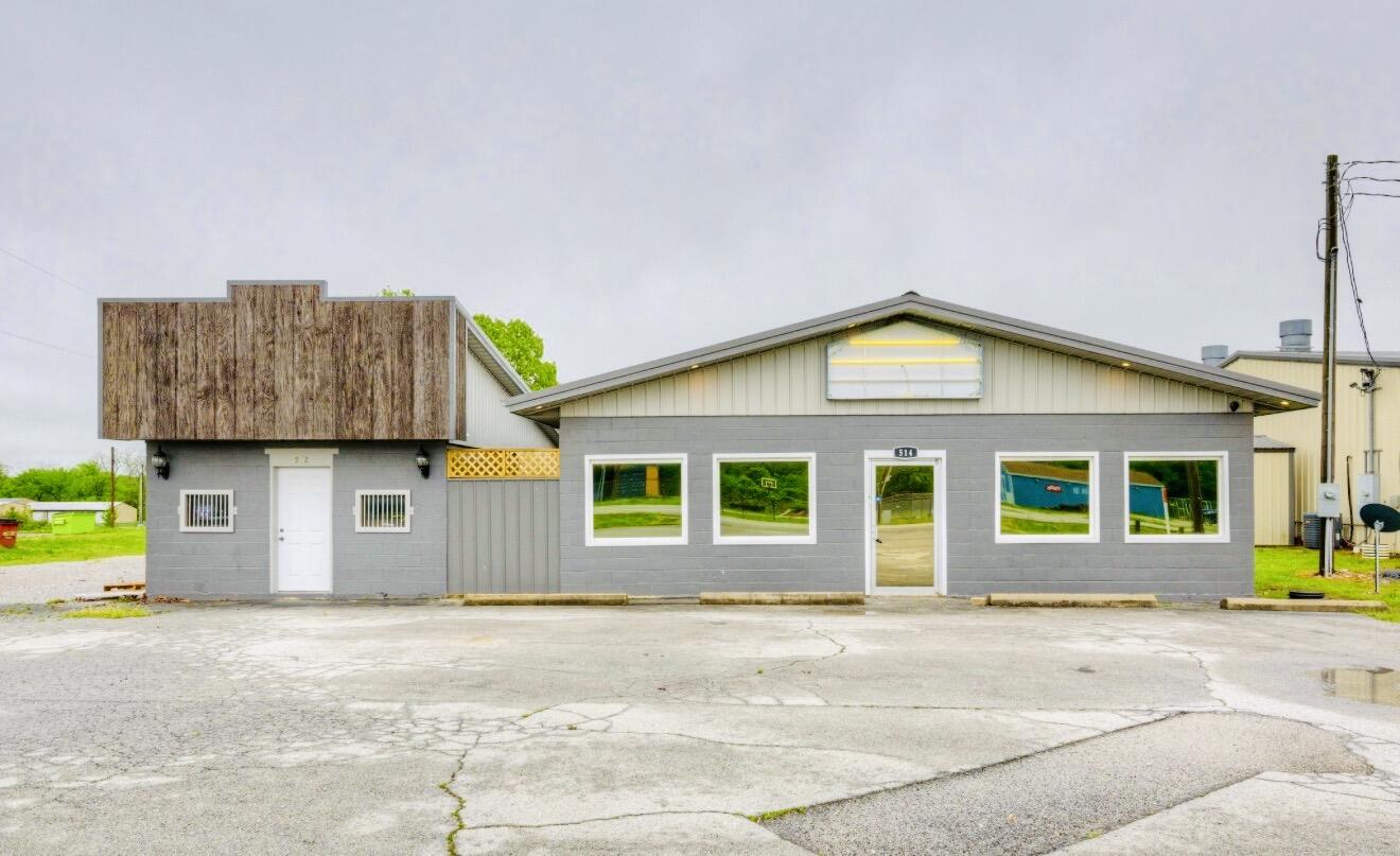 514 W Valley