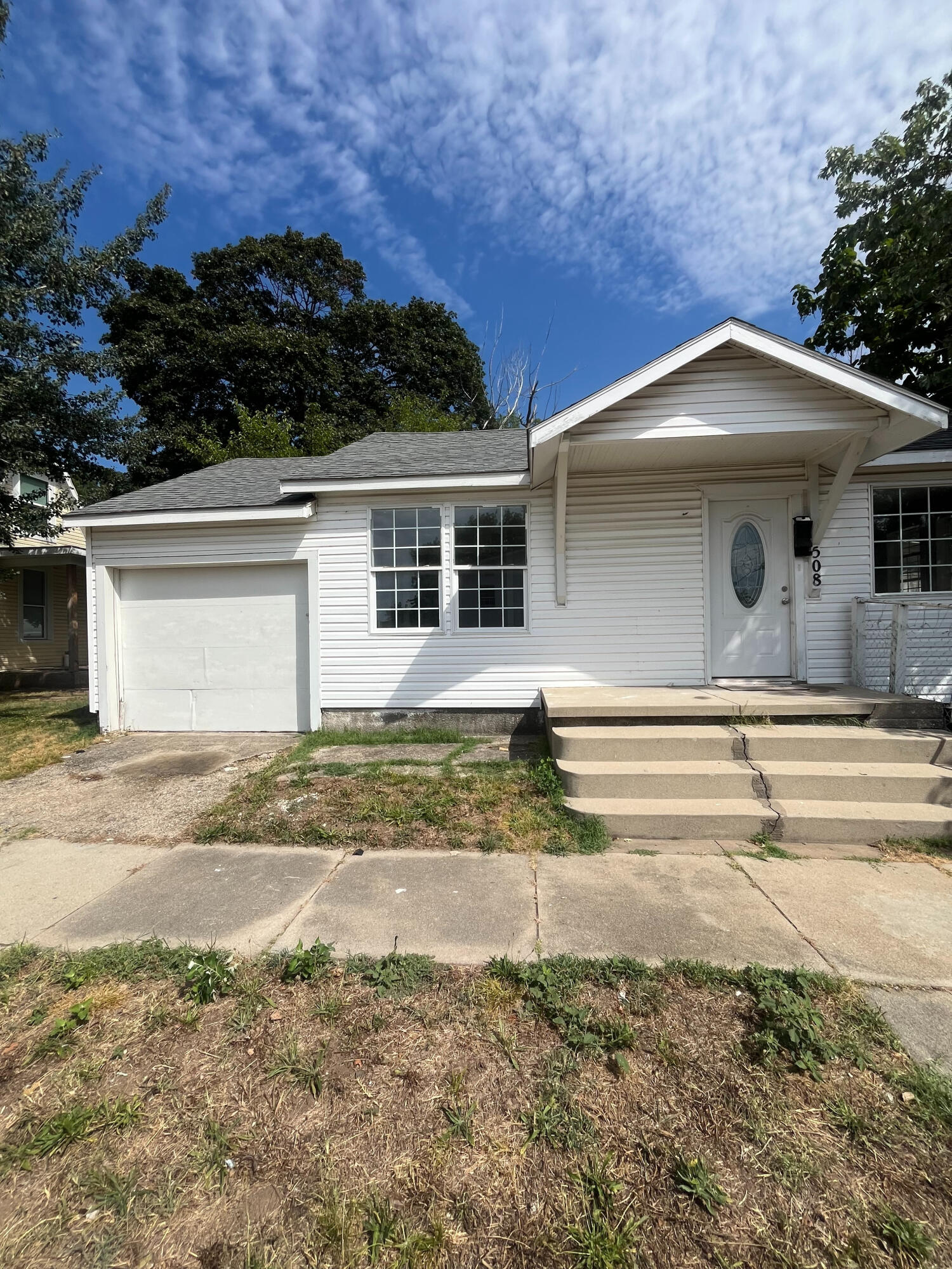 508 E Cale 1
