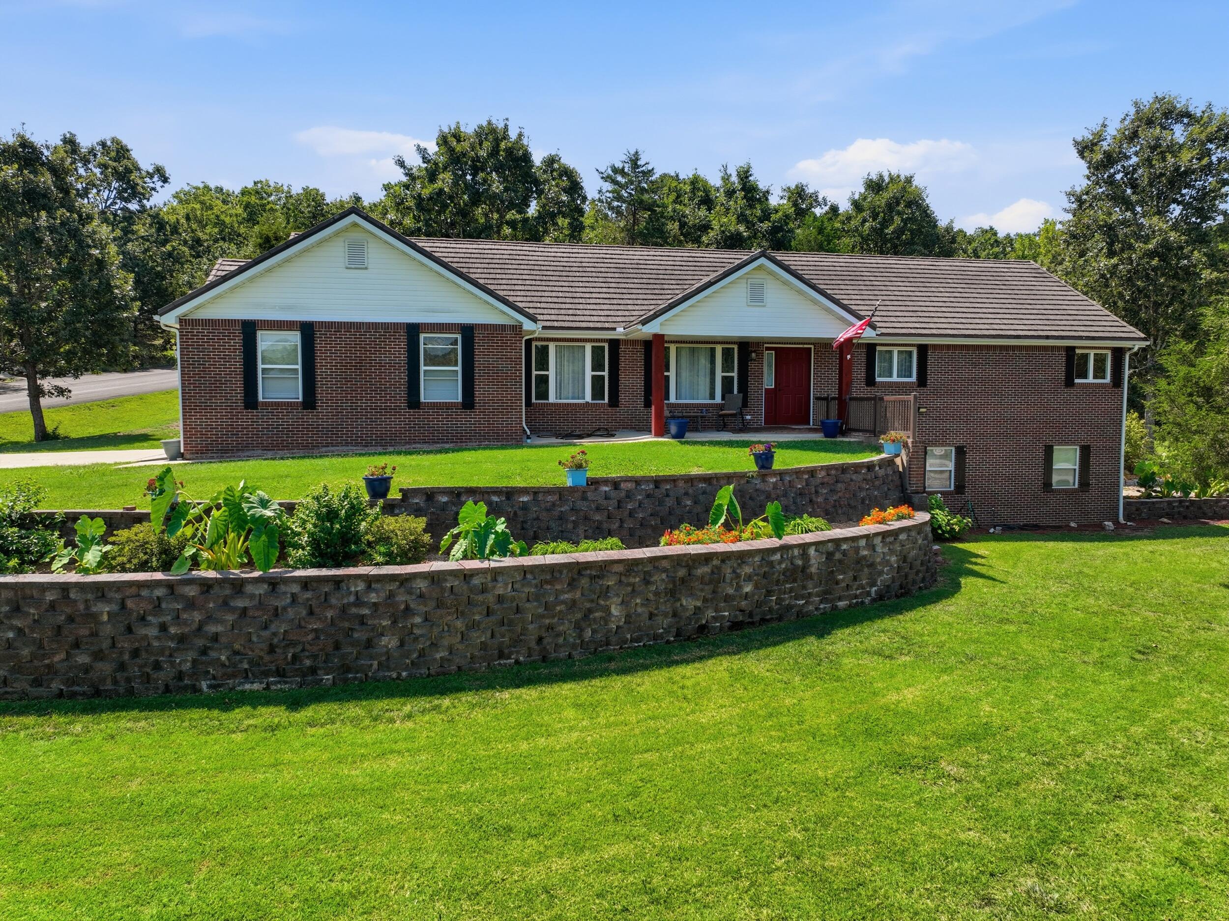 802 Hickory Lake 1