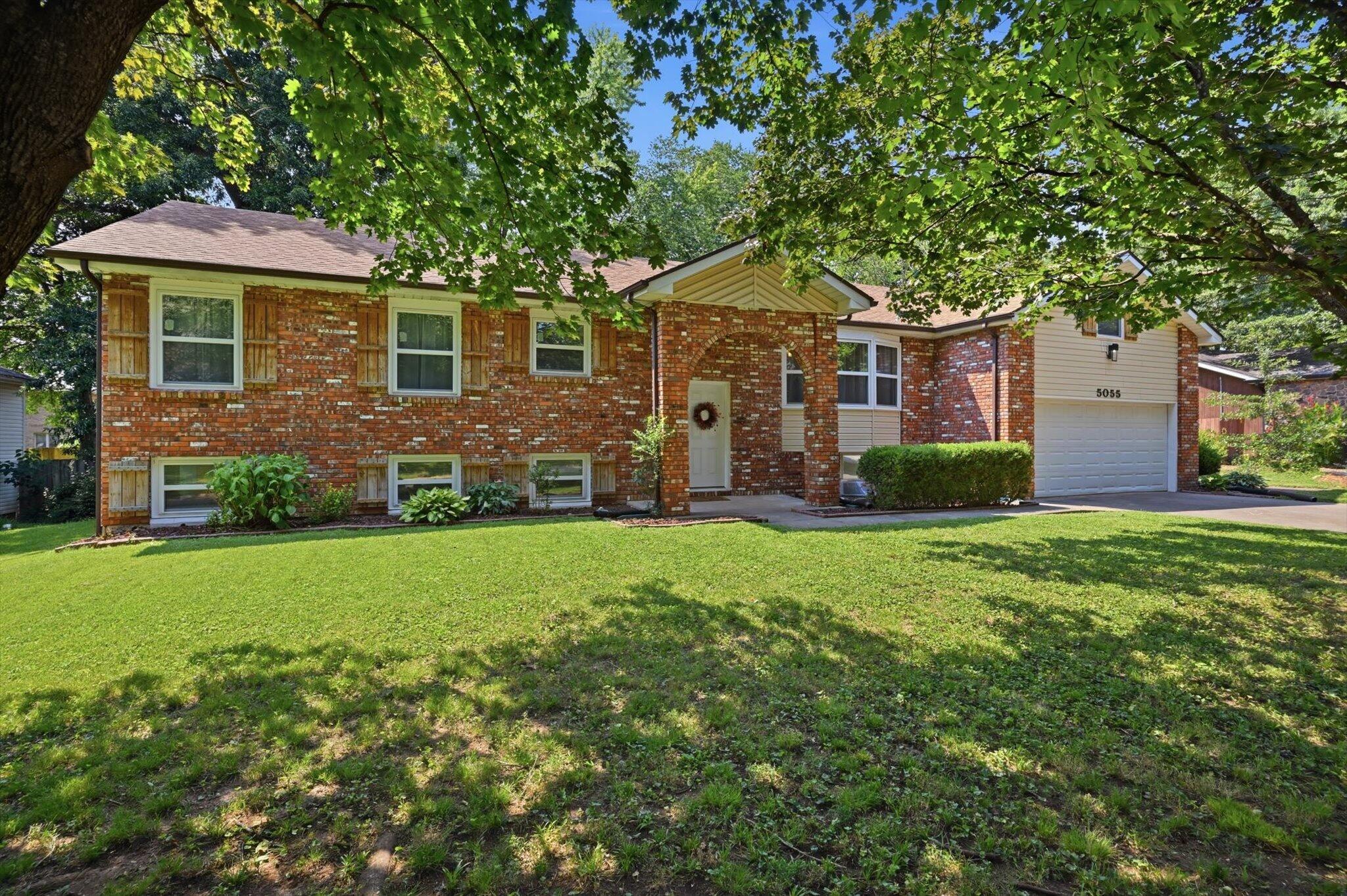 5055 S Walnut Hill 1