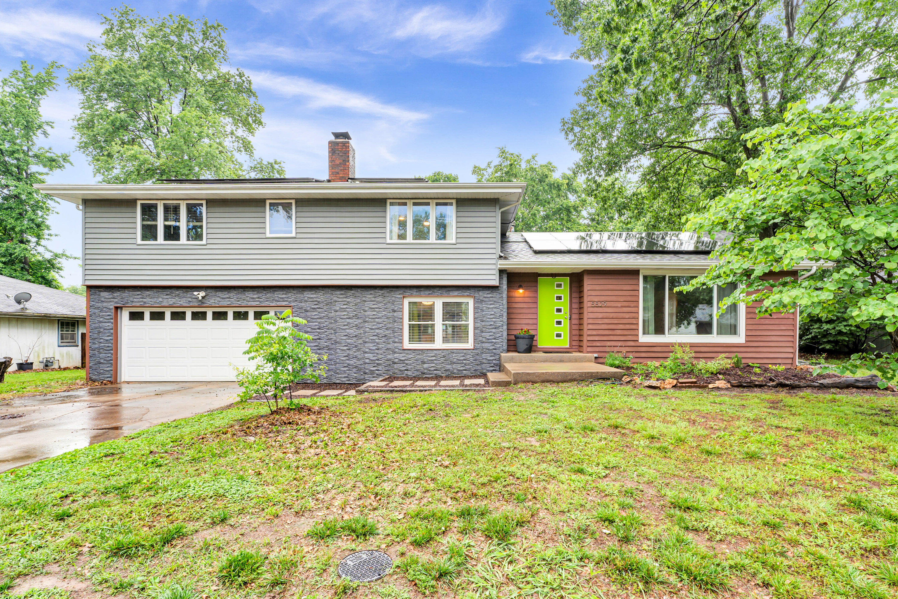 5529 S Dollison 1