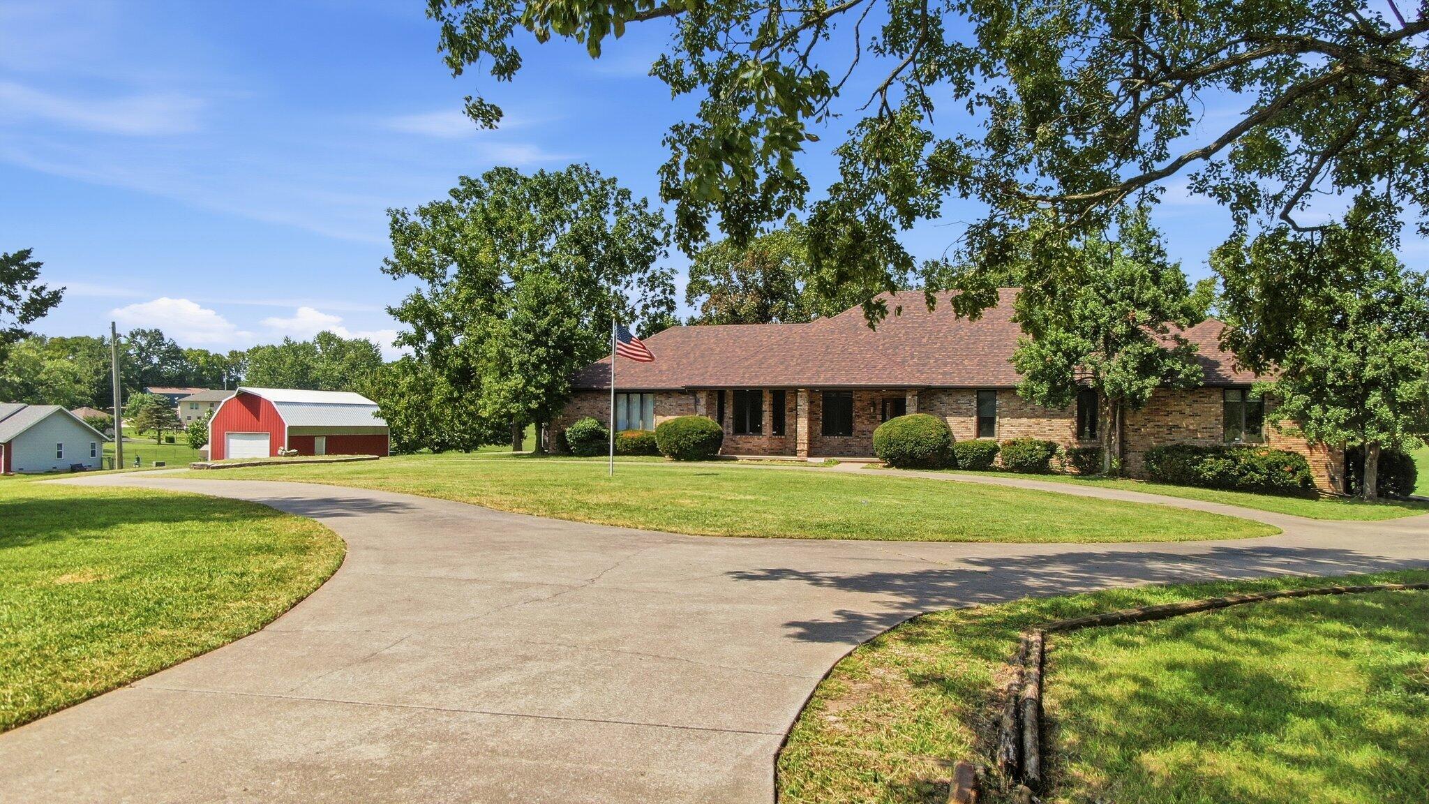 3003 N Farm Road 137 1